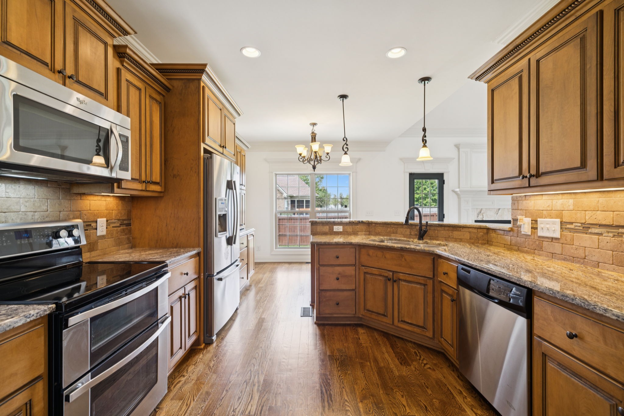 102 Stonefield Dr