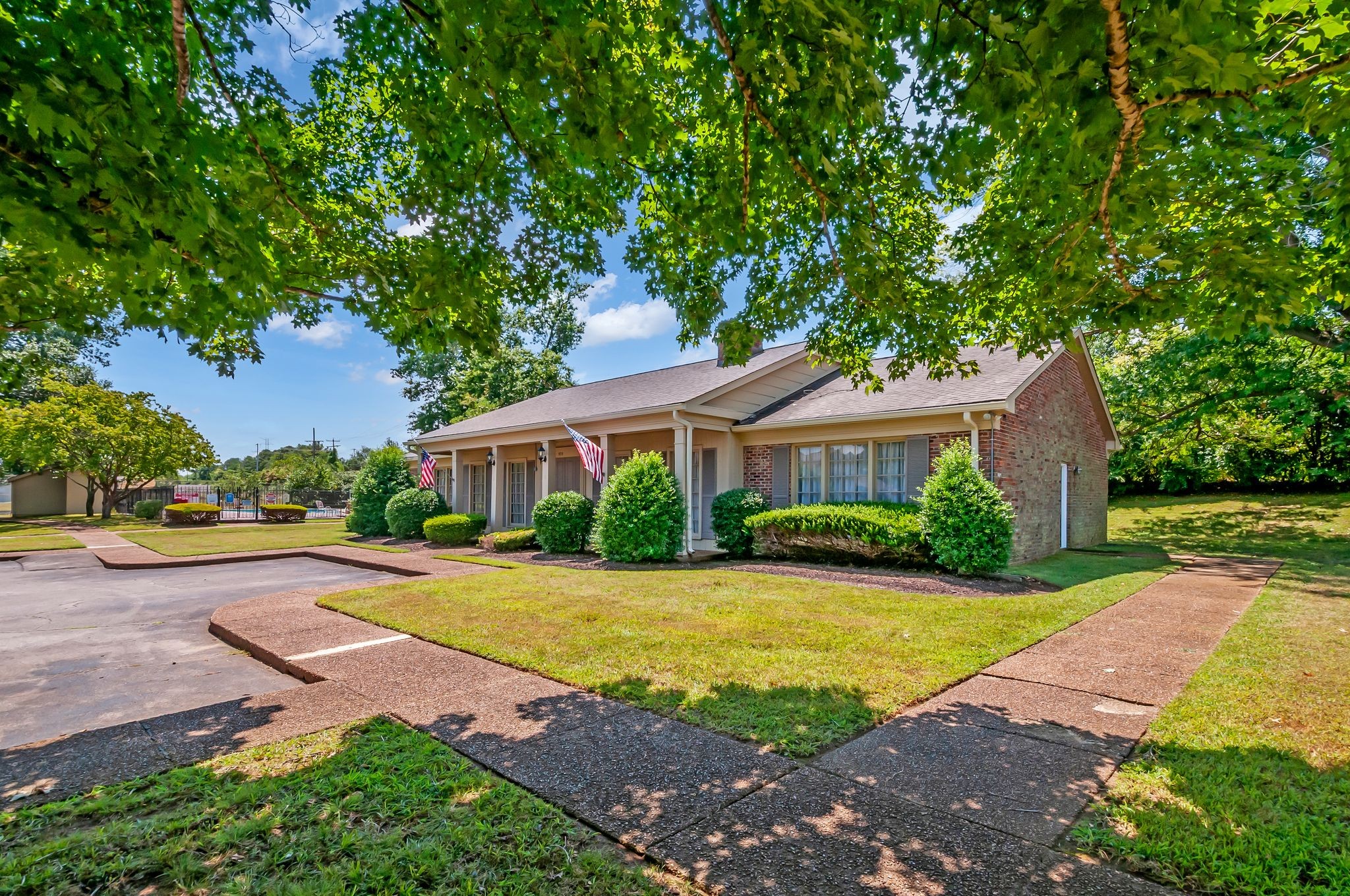 1032 Todd Preis Dr