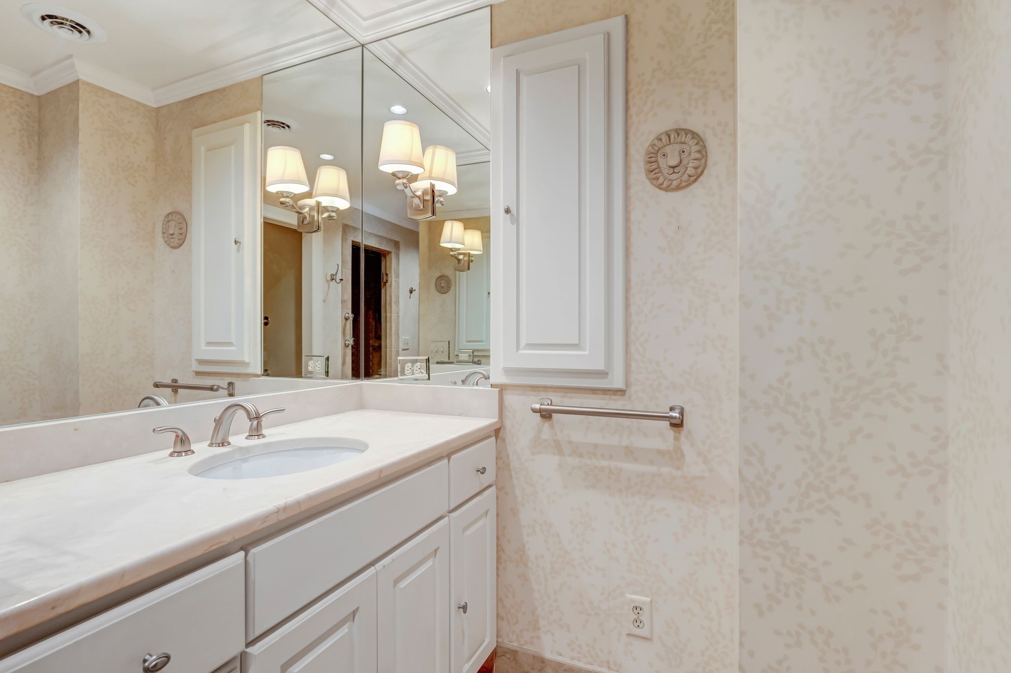 105 Leake Ave Unit: 42