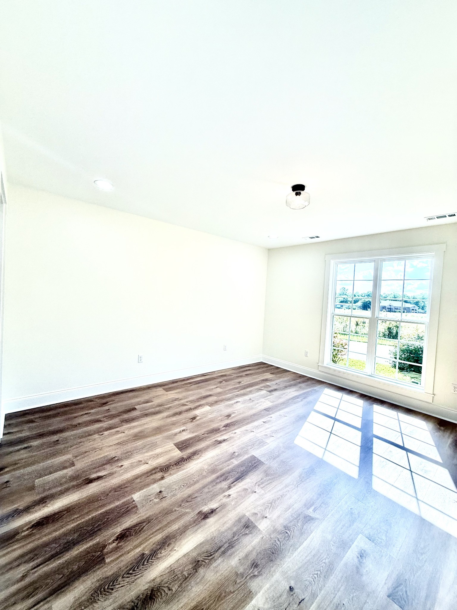 501 Lautzenheiser Pl