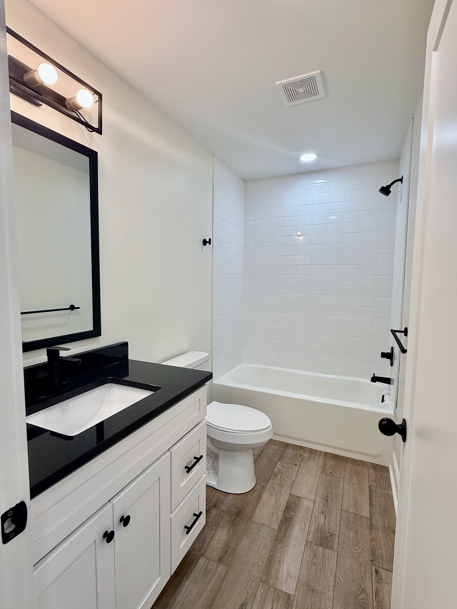 501 Lautzenheiser Pl