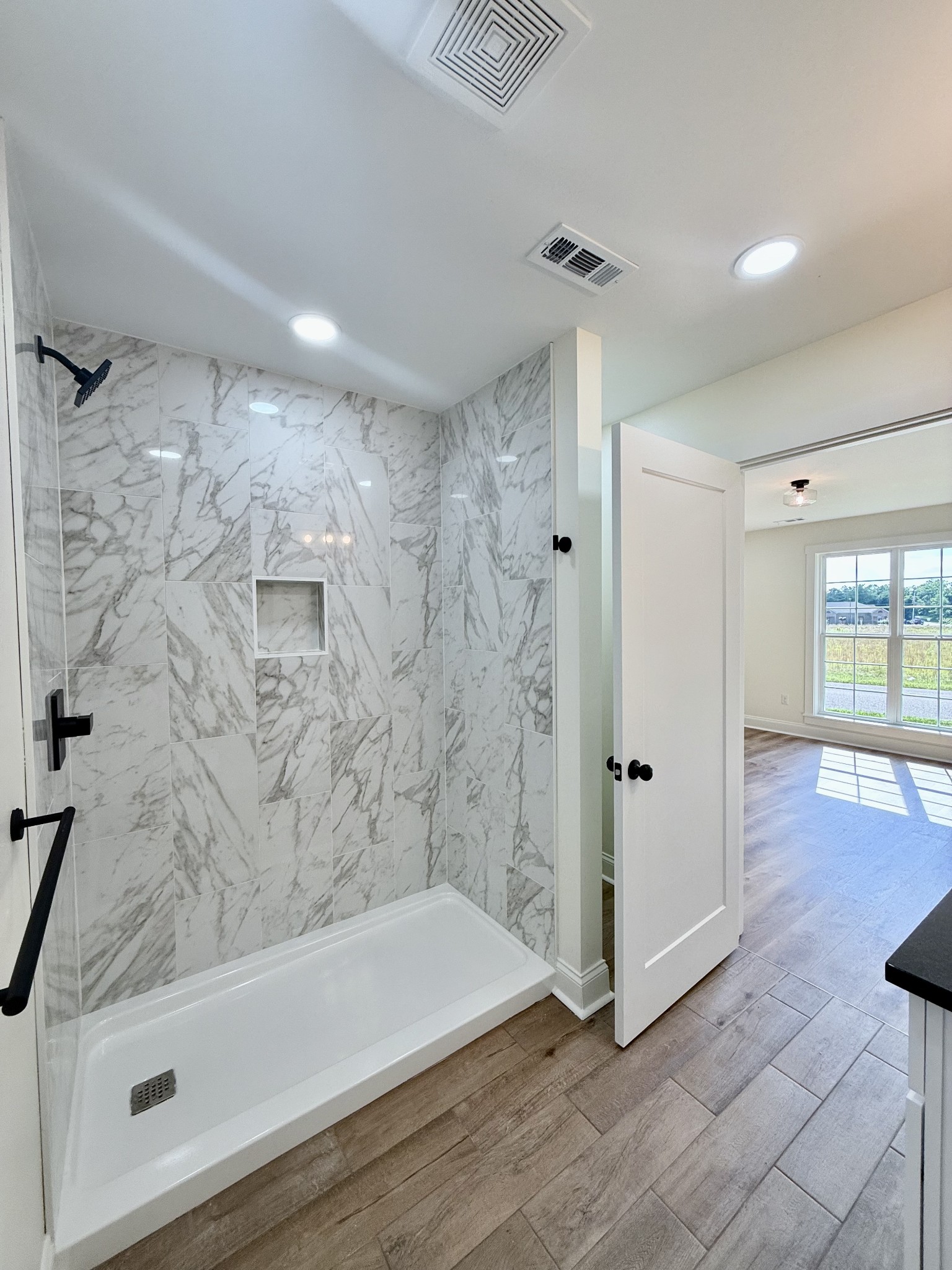 501 Lautzenheiser Pl