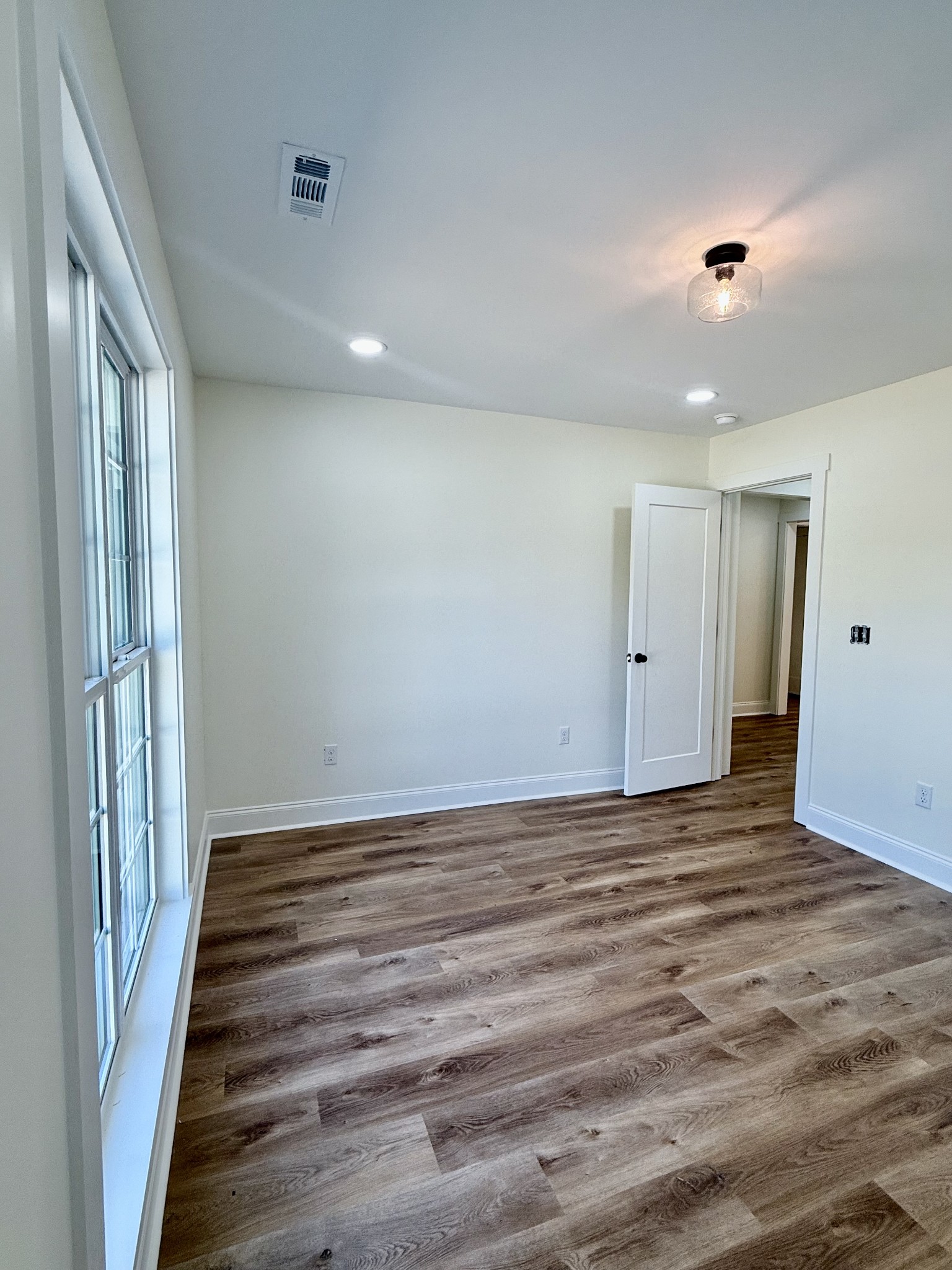 501 Lautzenheiser Pl