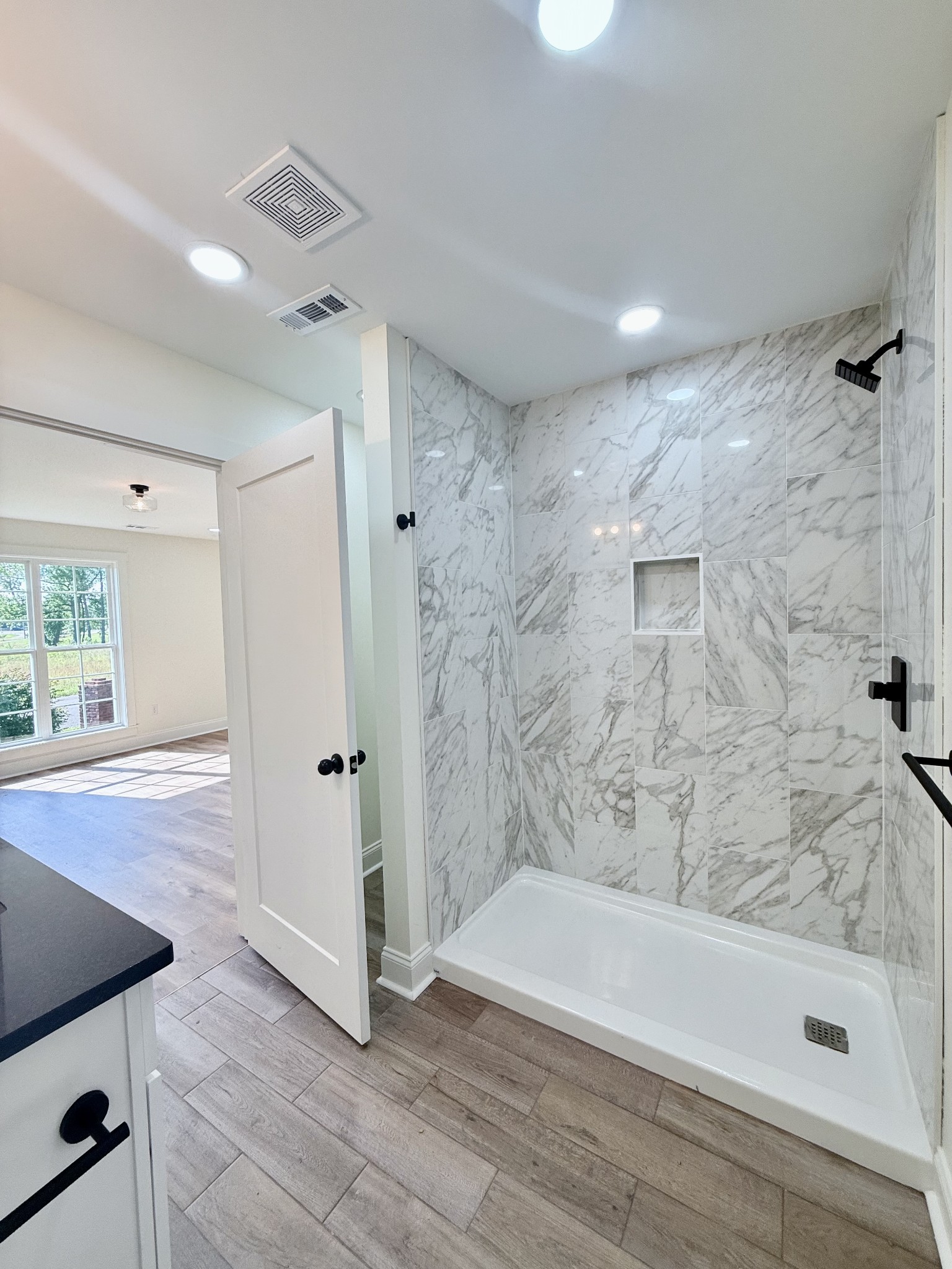 501 Lautzenheiser Pl