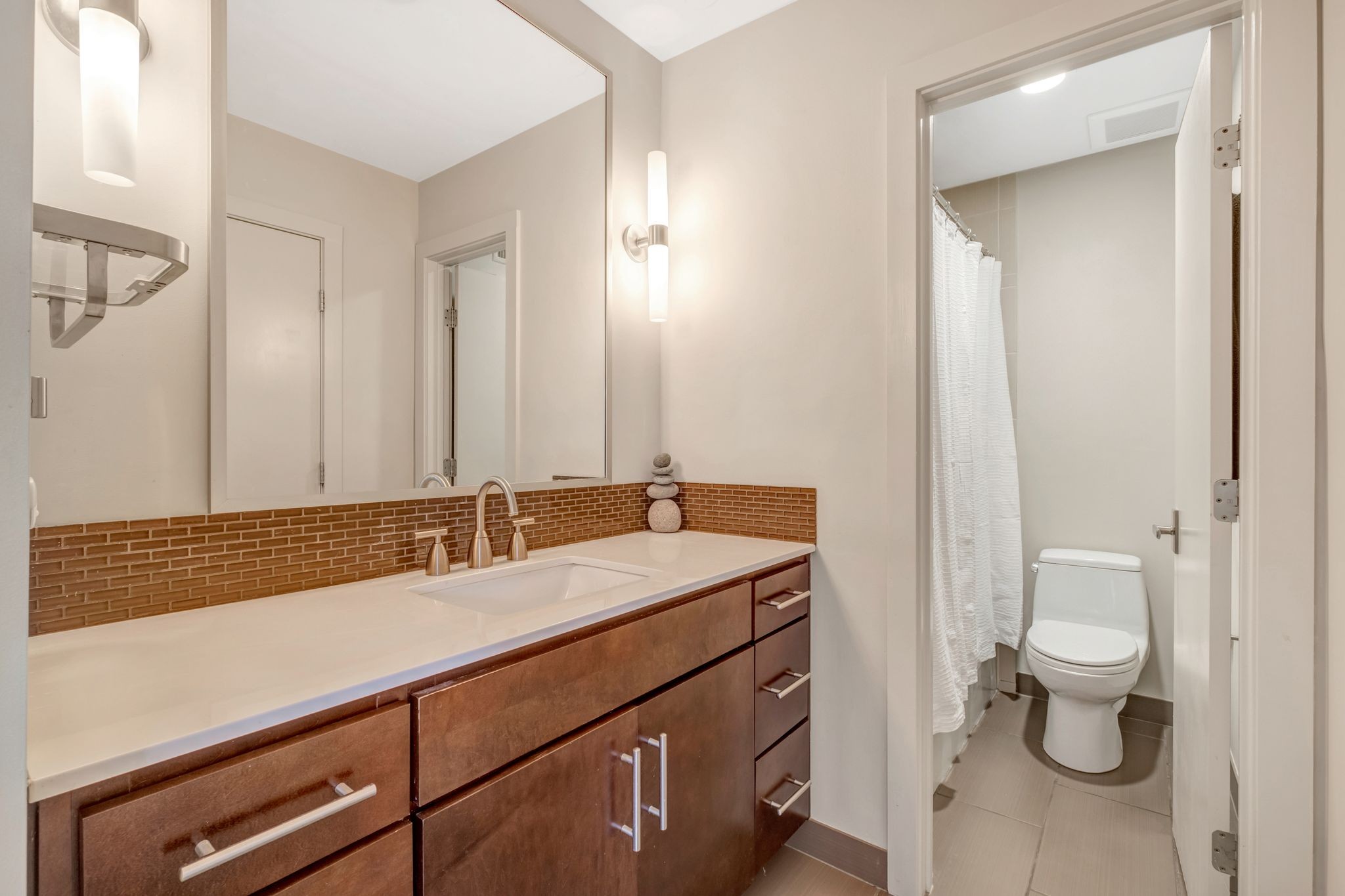218 Plantation Ct