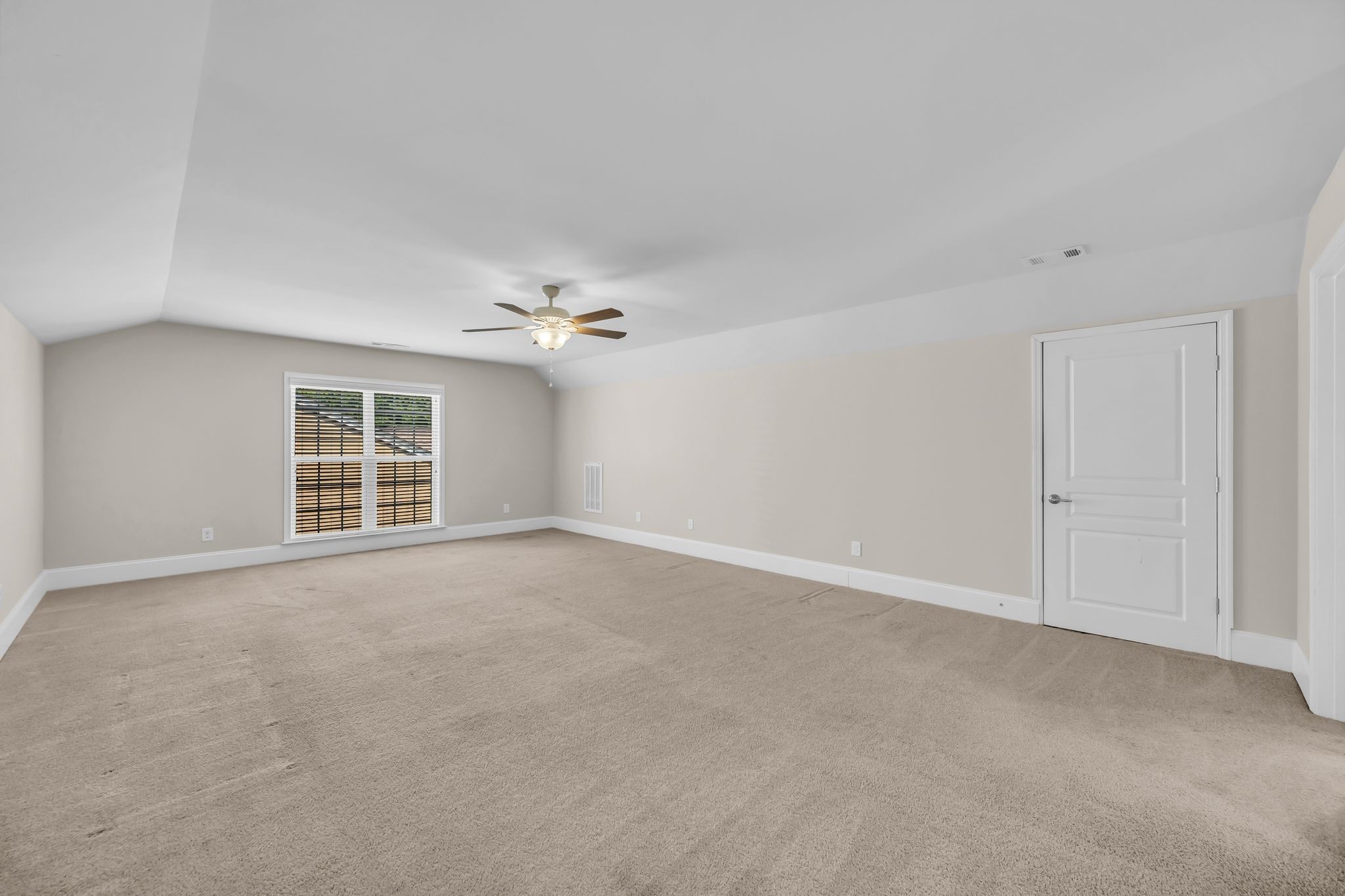 133 Privateer Ln