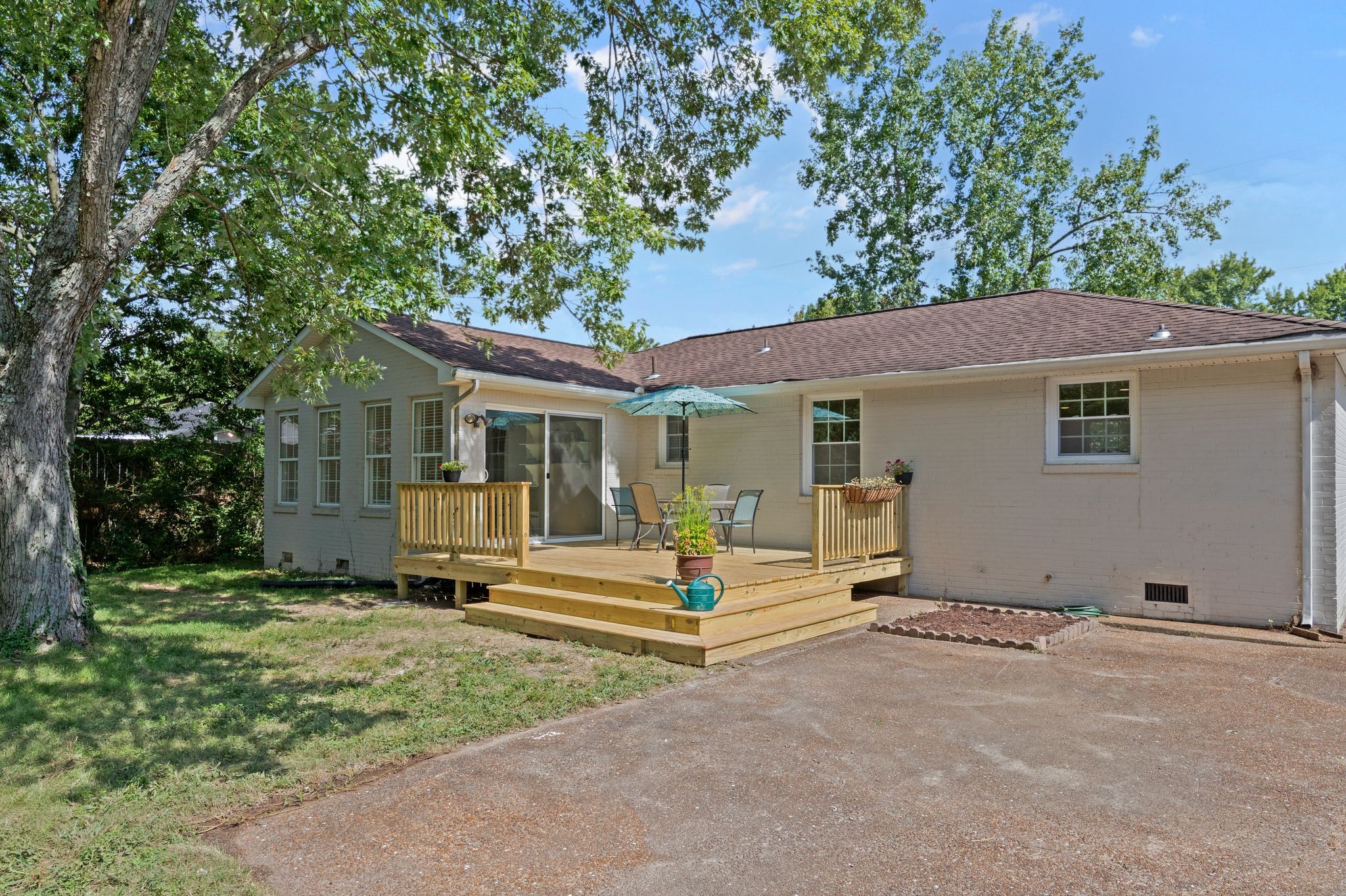 241 New Sawyer Brown Rd