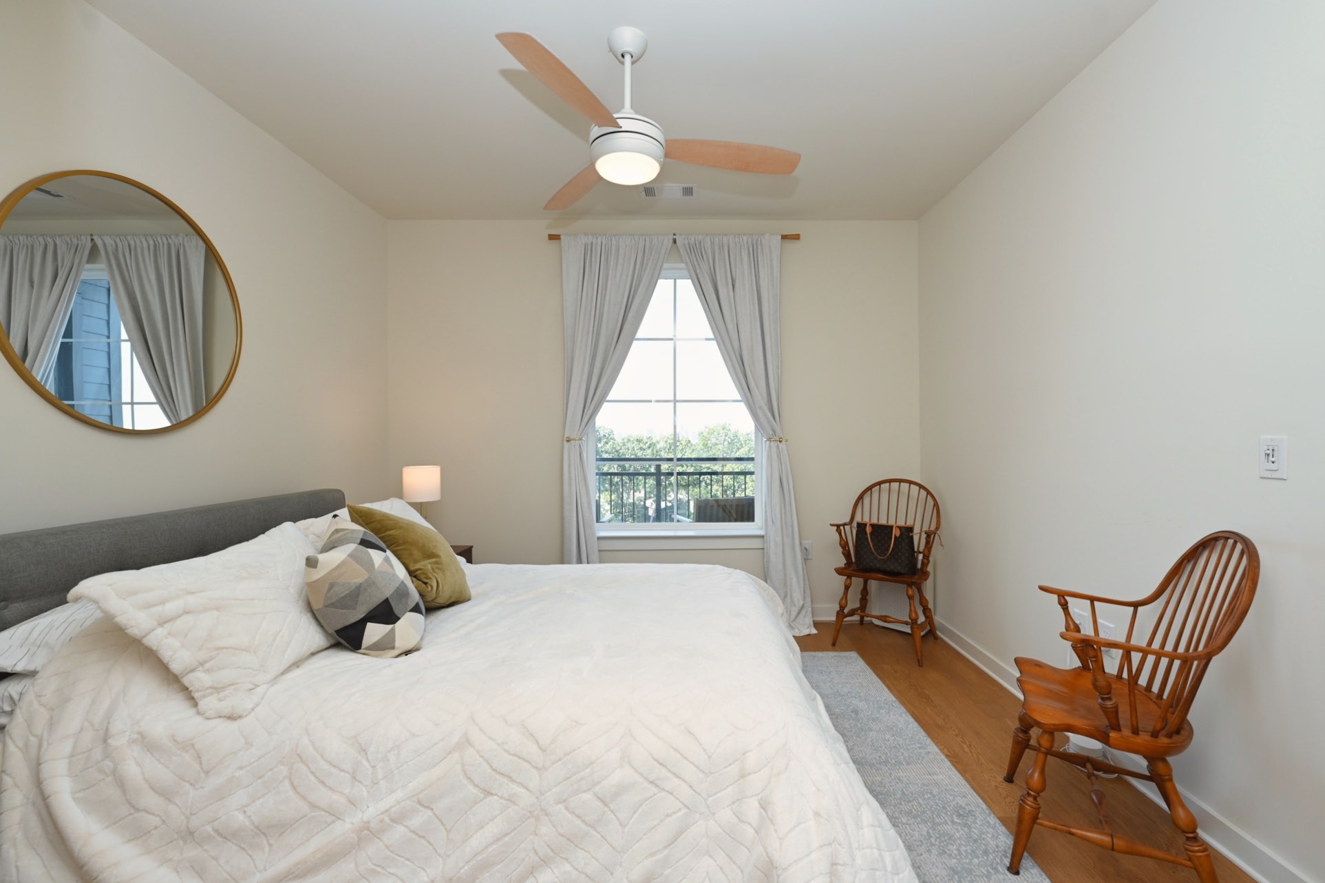 2900 Edwin Way Unit: 202