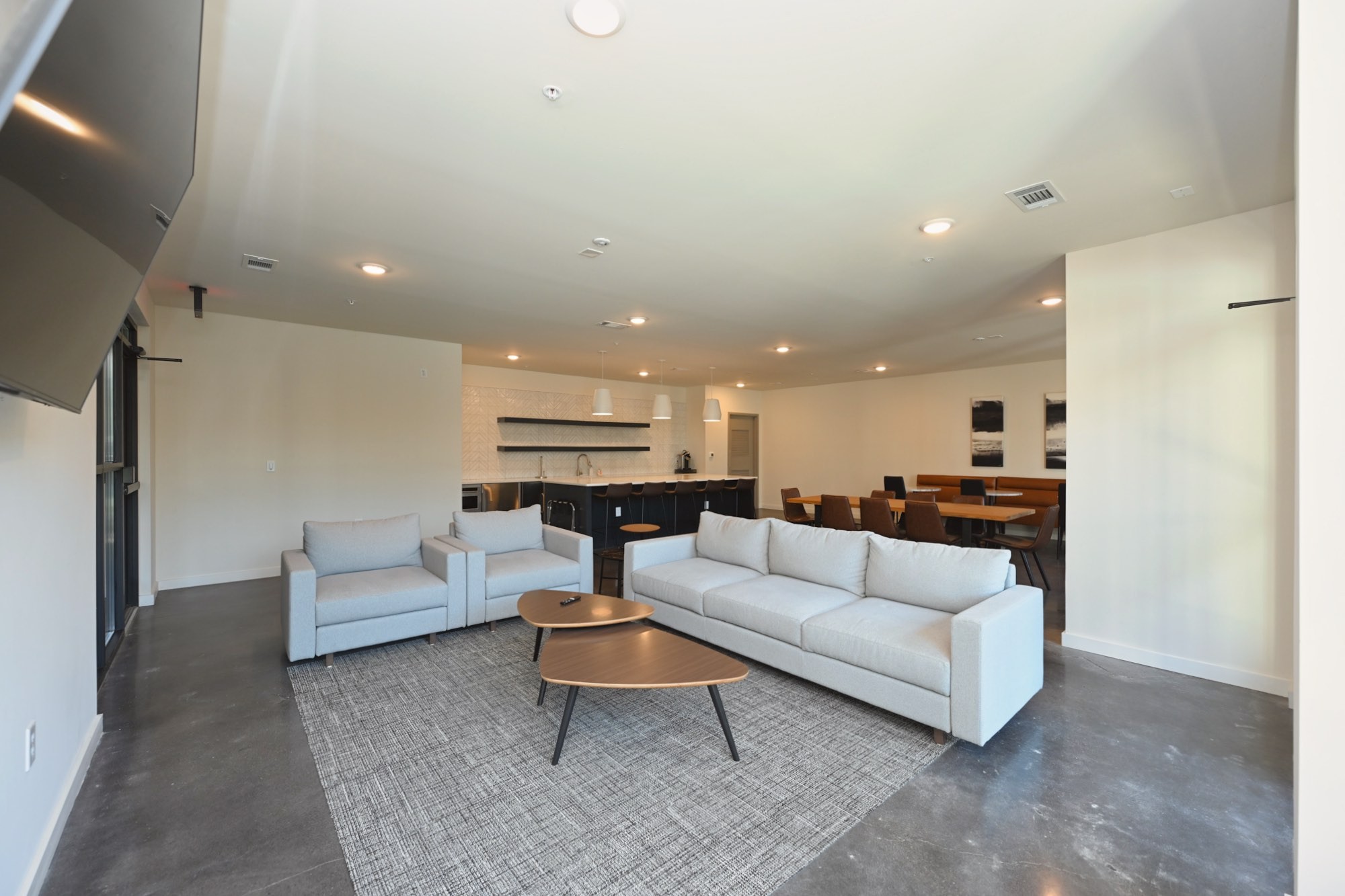 2900 Edwin Way Unit: 202
