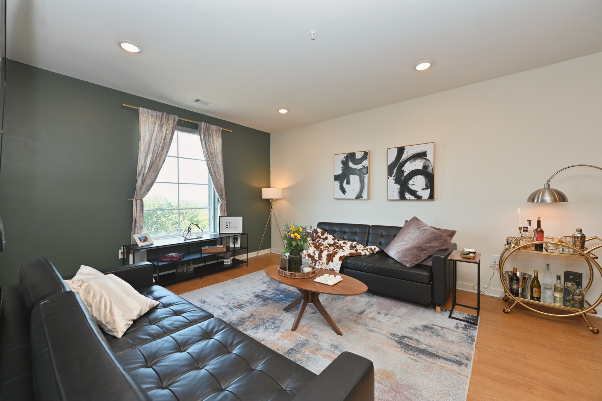 2900 Edwin Way Unit: 202