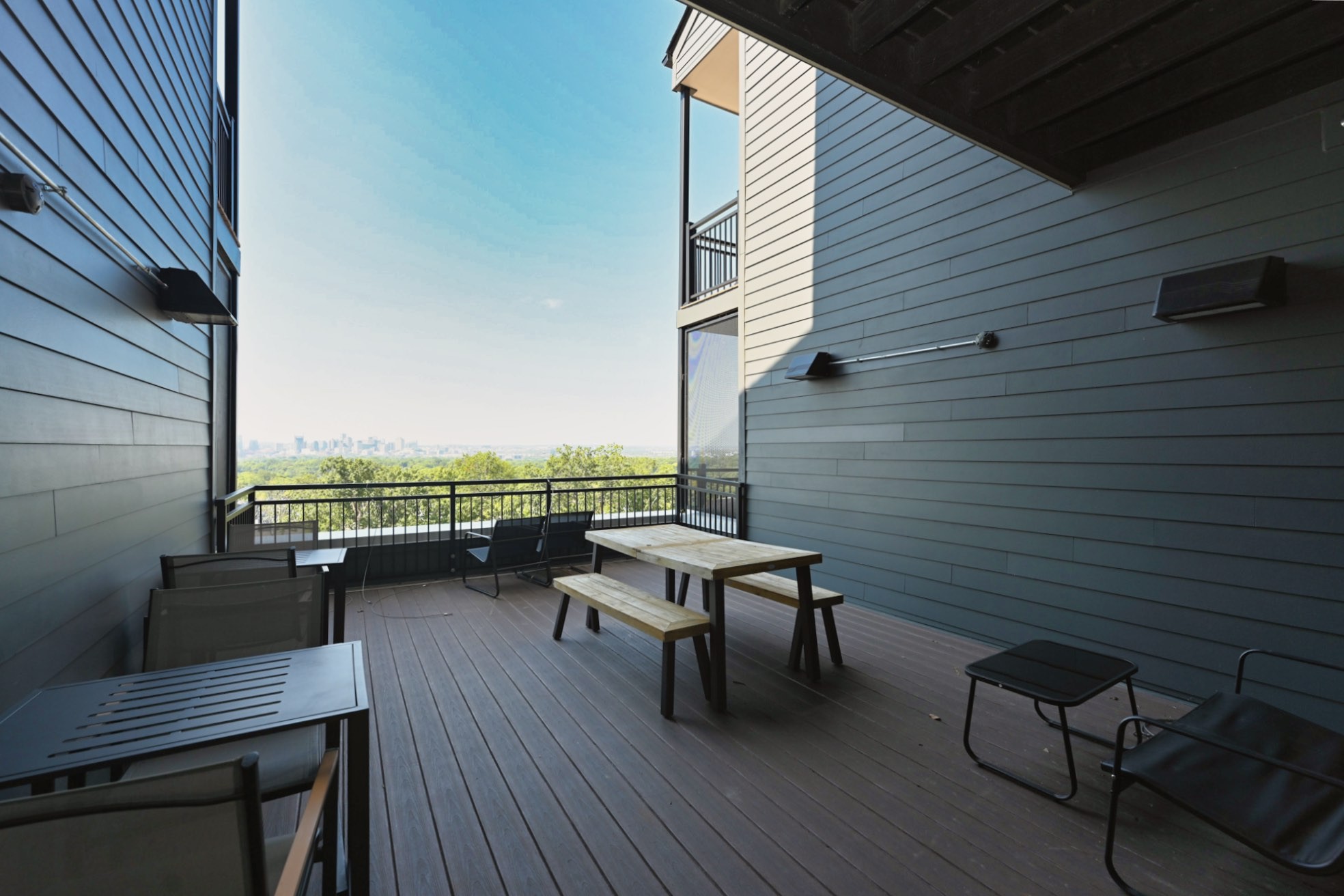 2900 Edwin Way Unit: 202