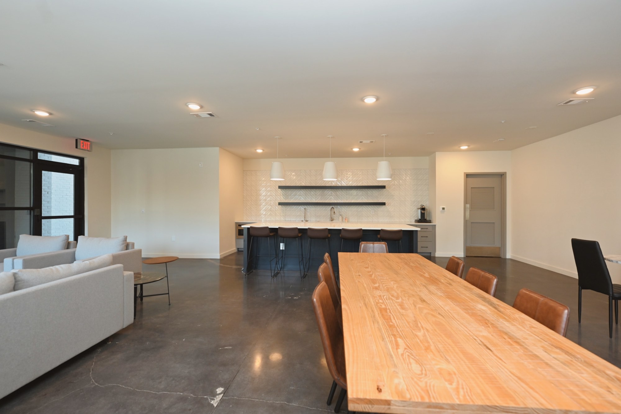 2900 Edwin Way Unit: 202