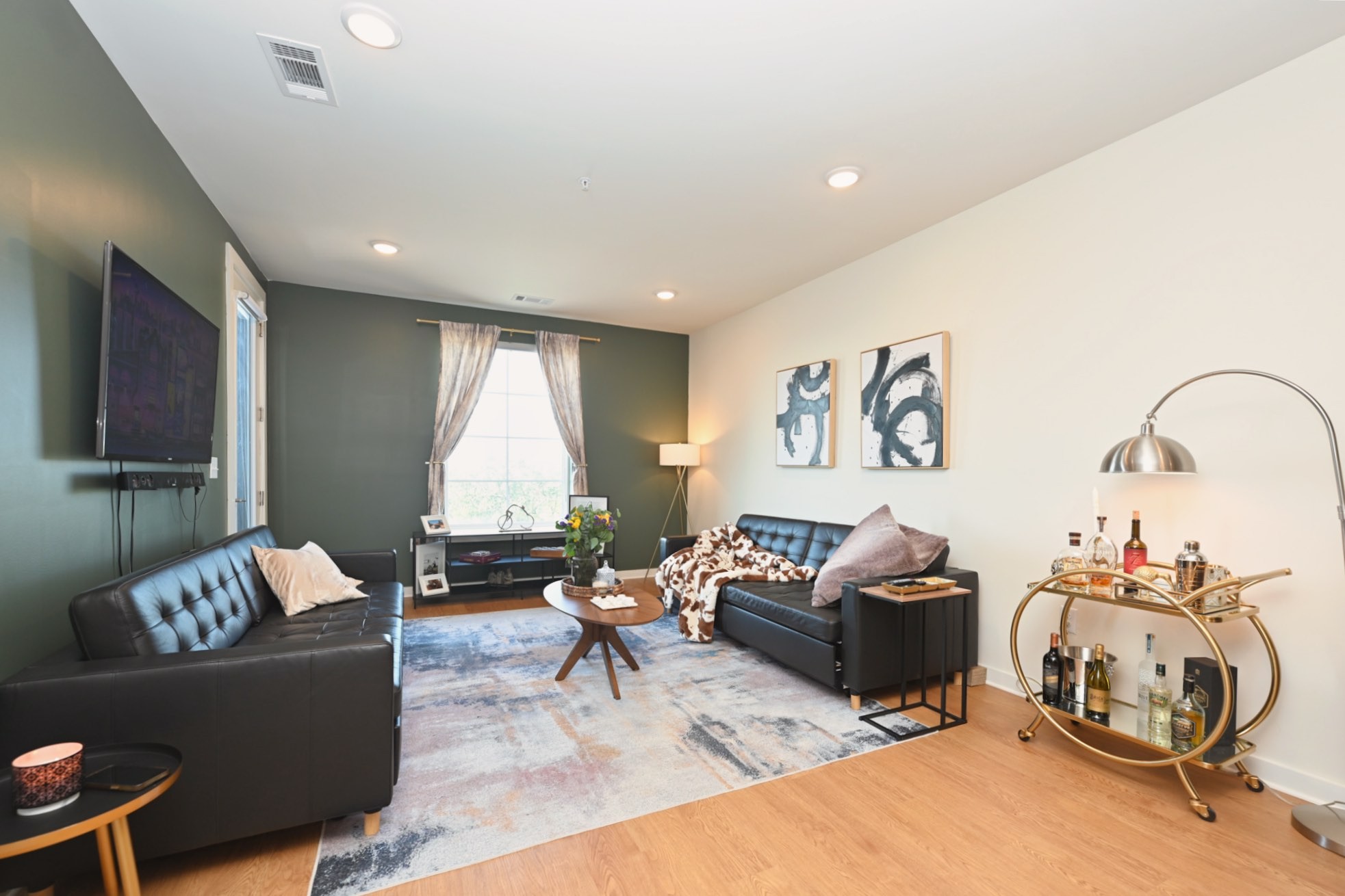2900 Edwin Way Unit: 202