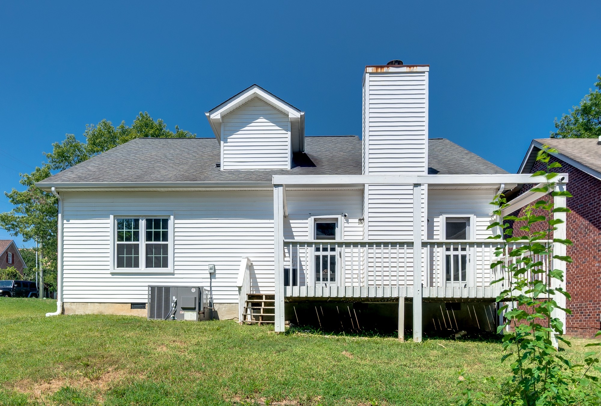100 Ryan Ct