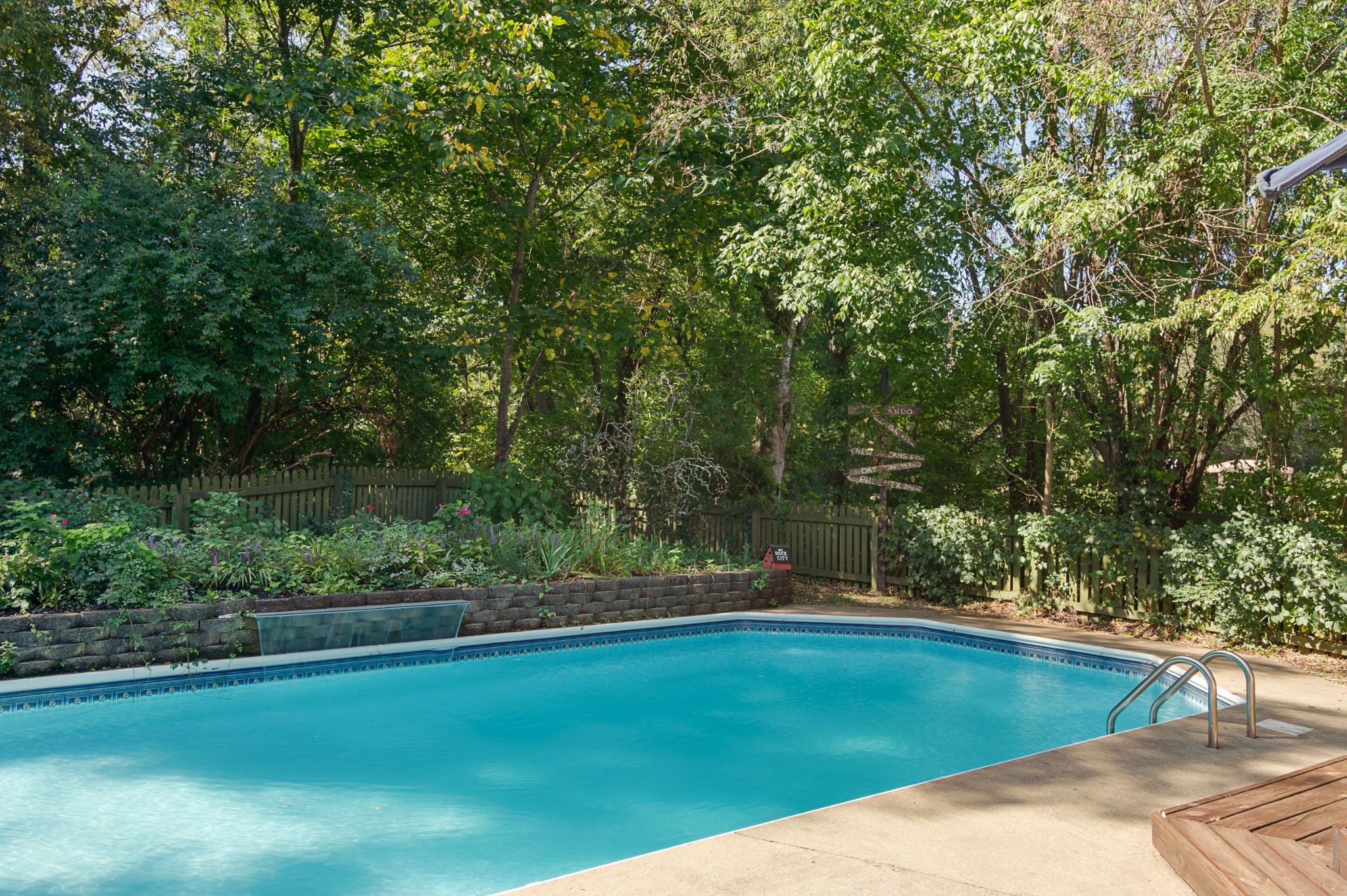 1097 Cedarview Ln