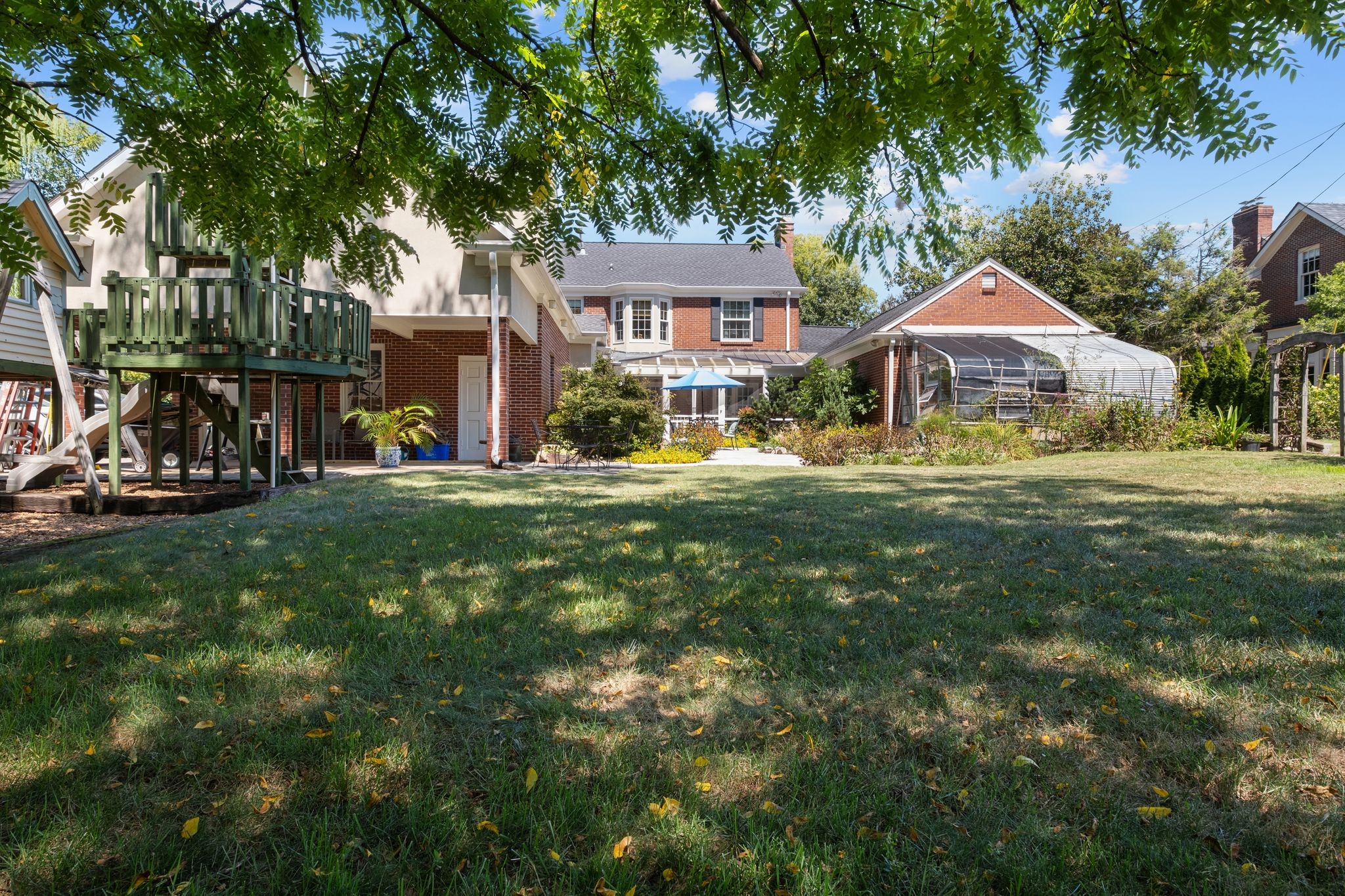 3431 Hampton Ave