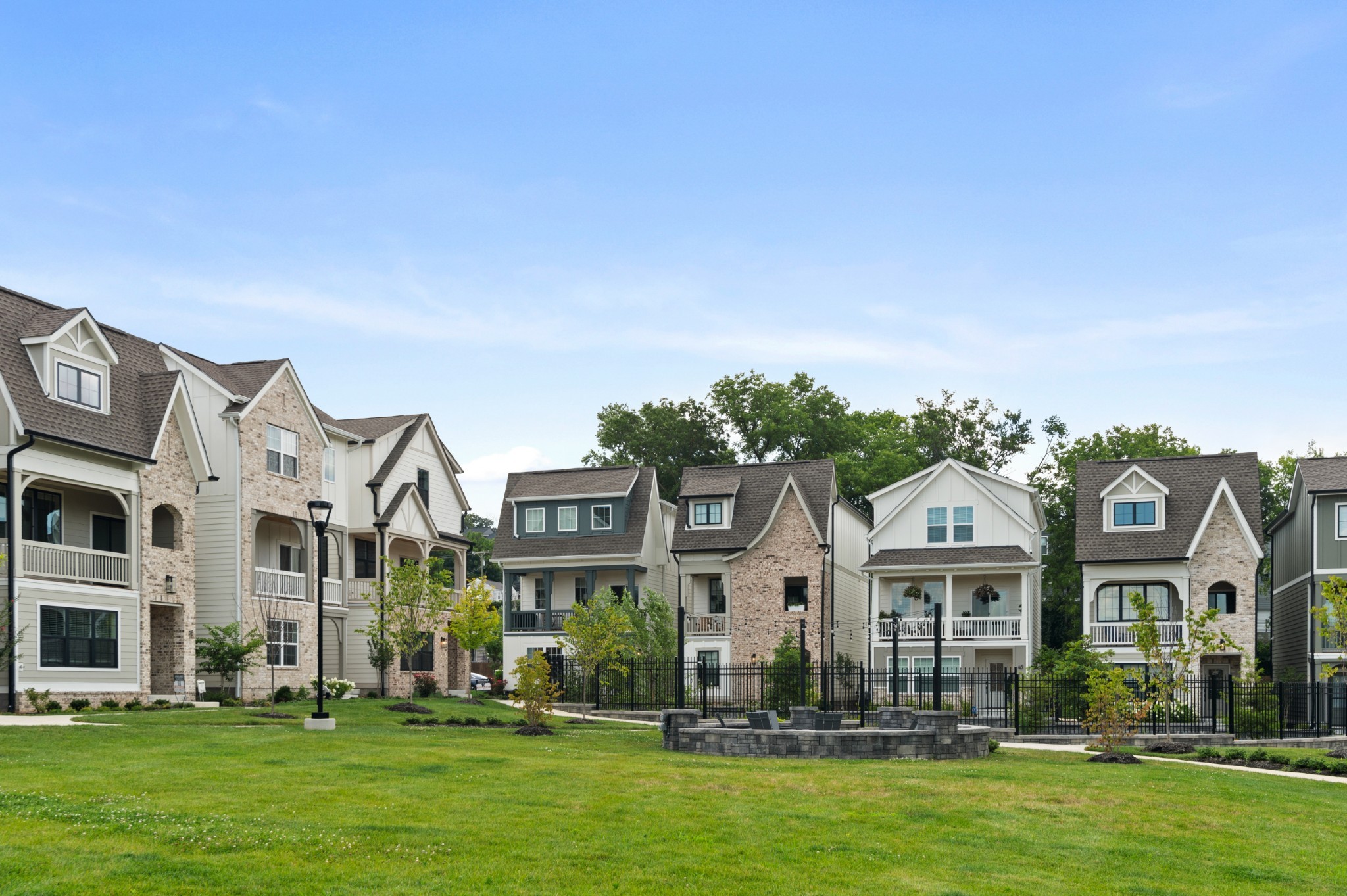 504 Edwin St Unit: 25