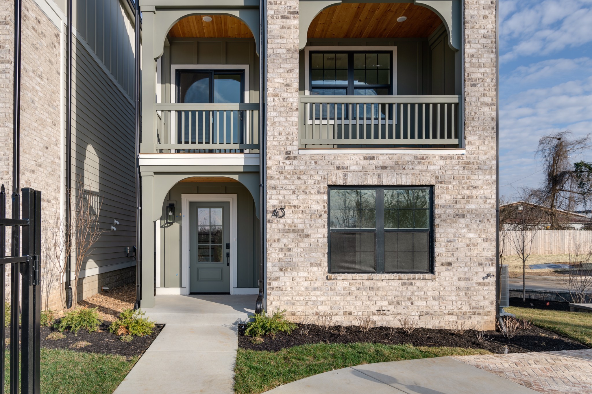 504 Edwin St Unit: 25