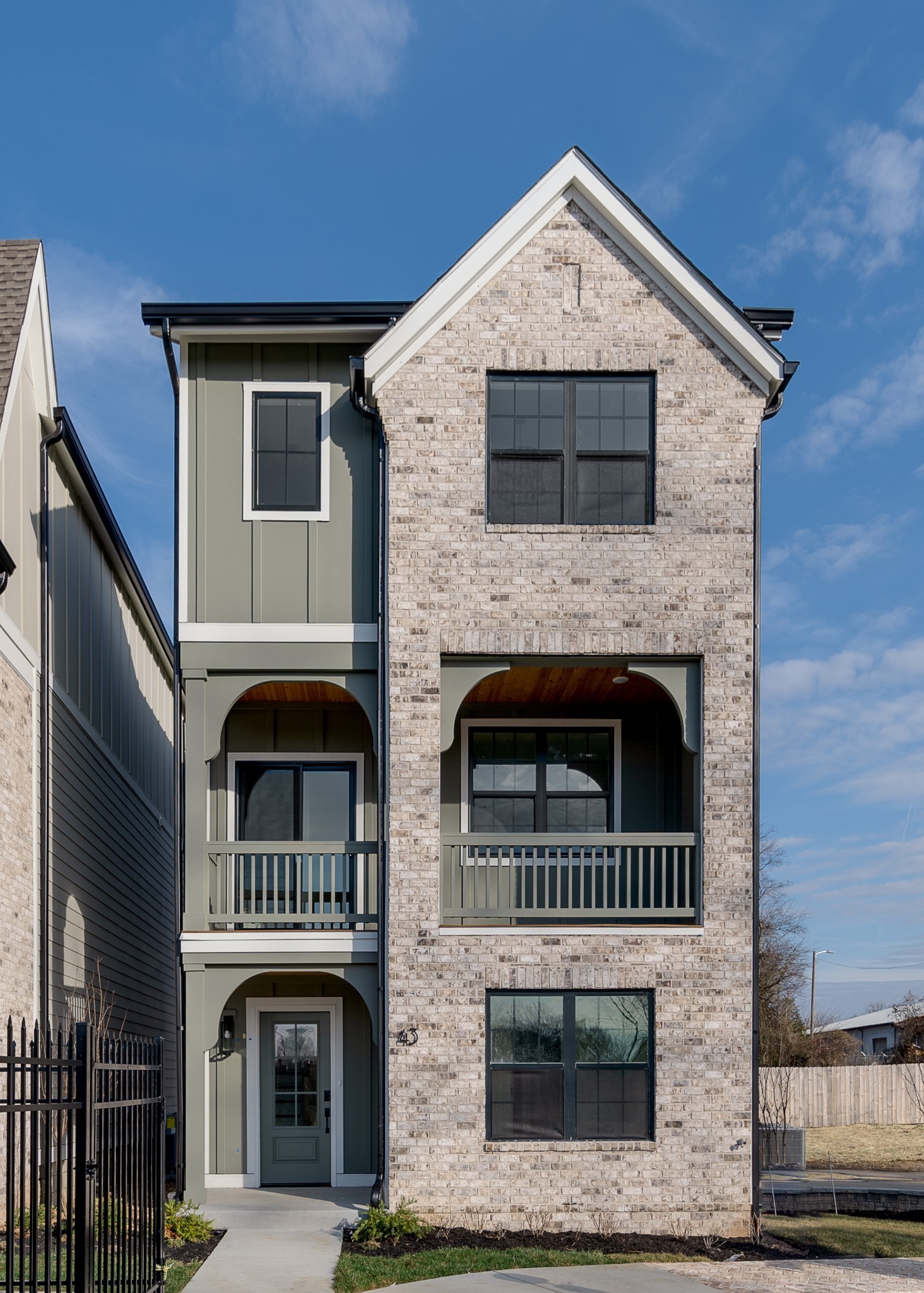 504 Edwin St Unit: 25