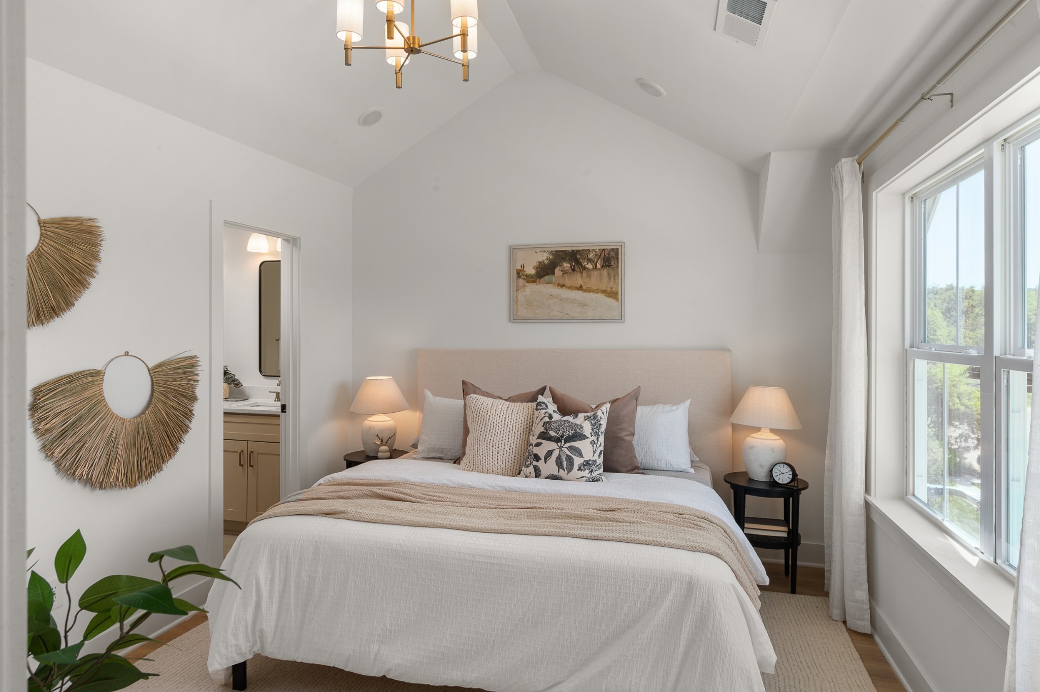 504 Edwin St Unit: 25