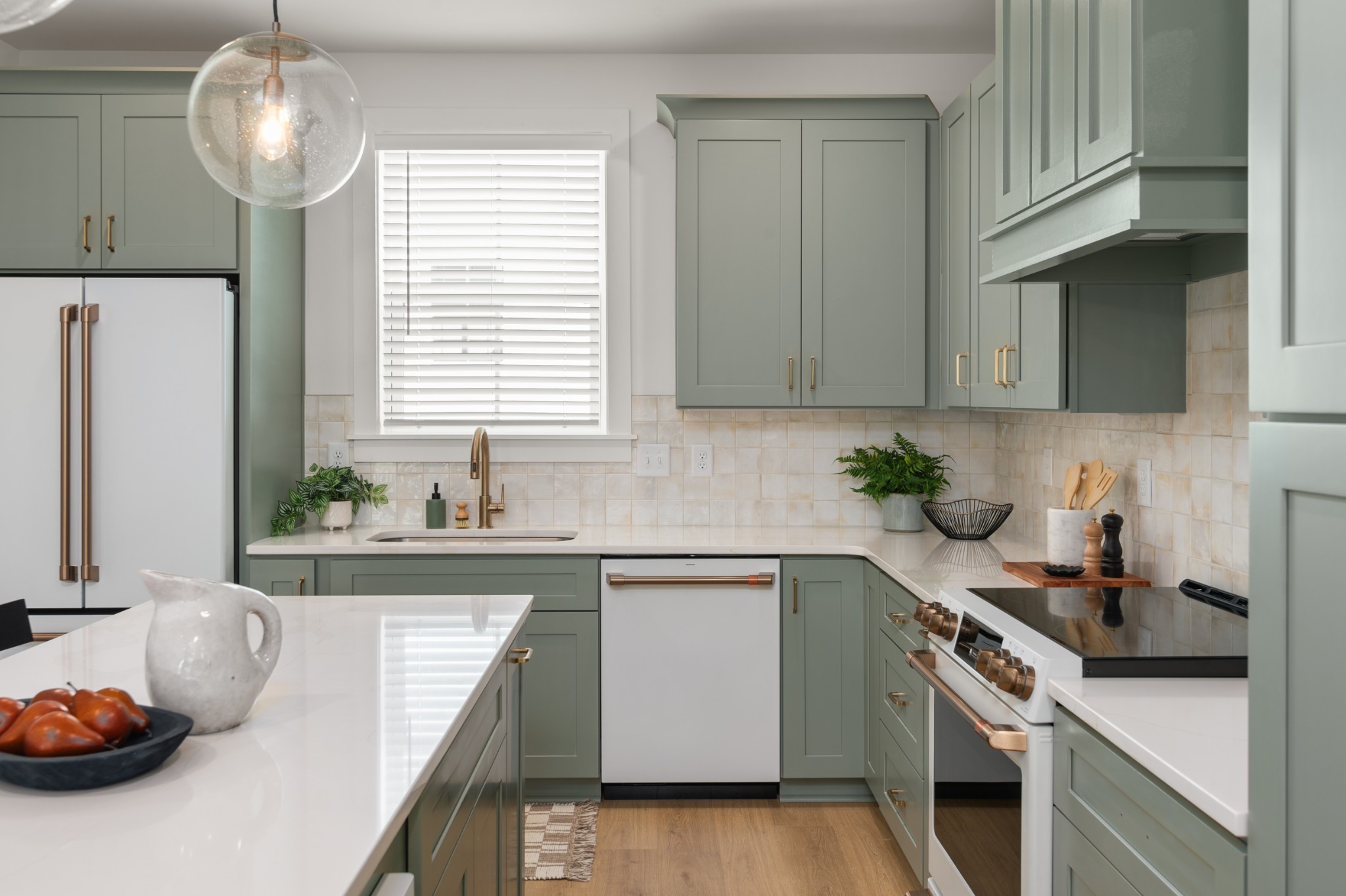 504 Edwin St Unit: 25