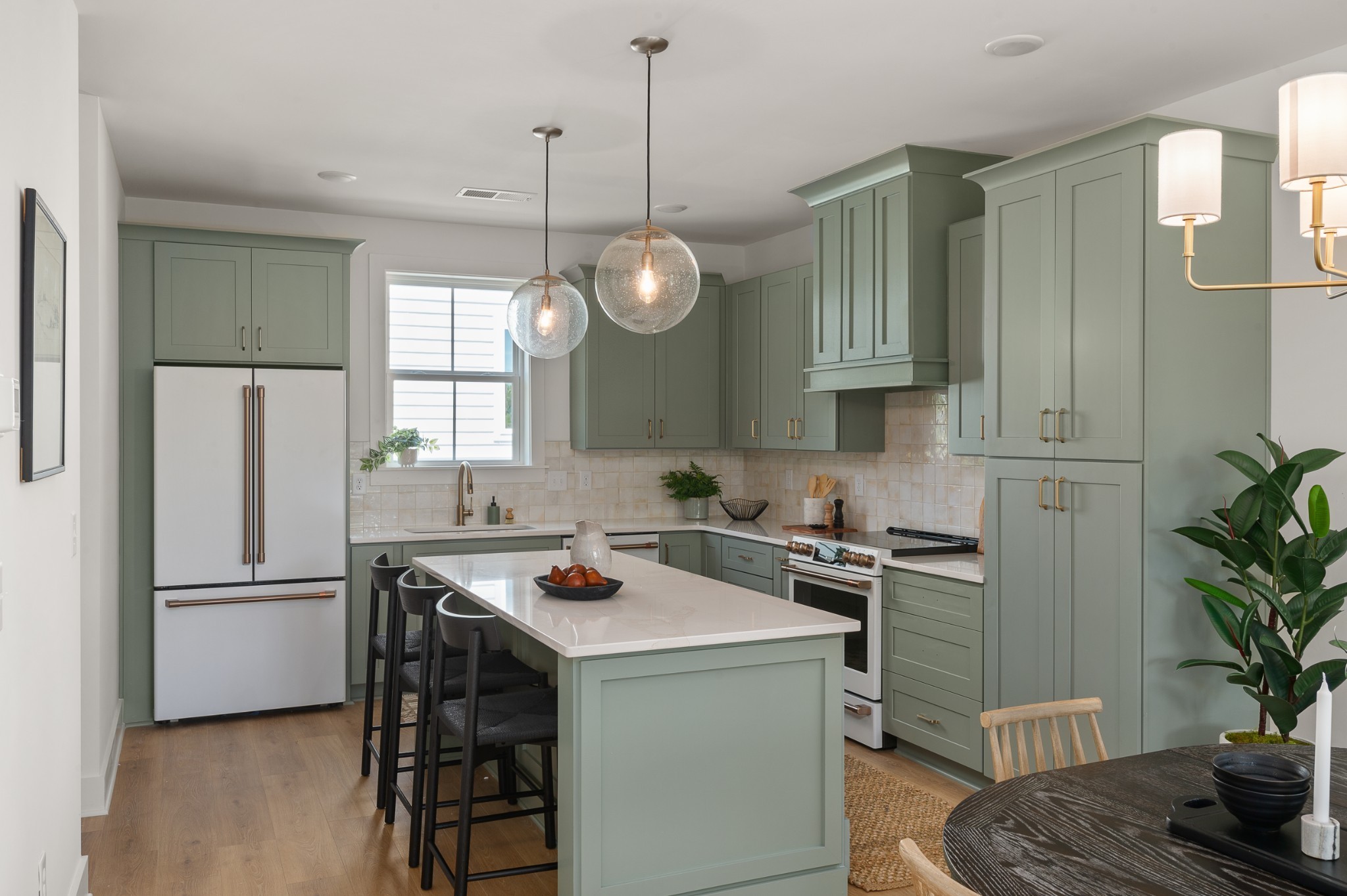 504 Edwin St Unit: 25