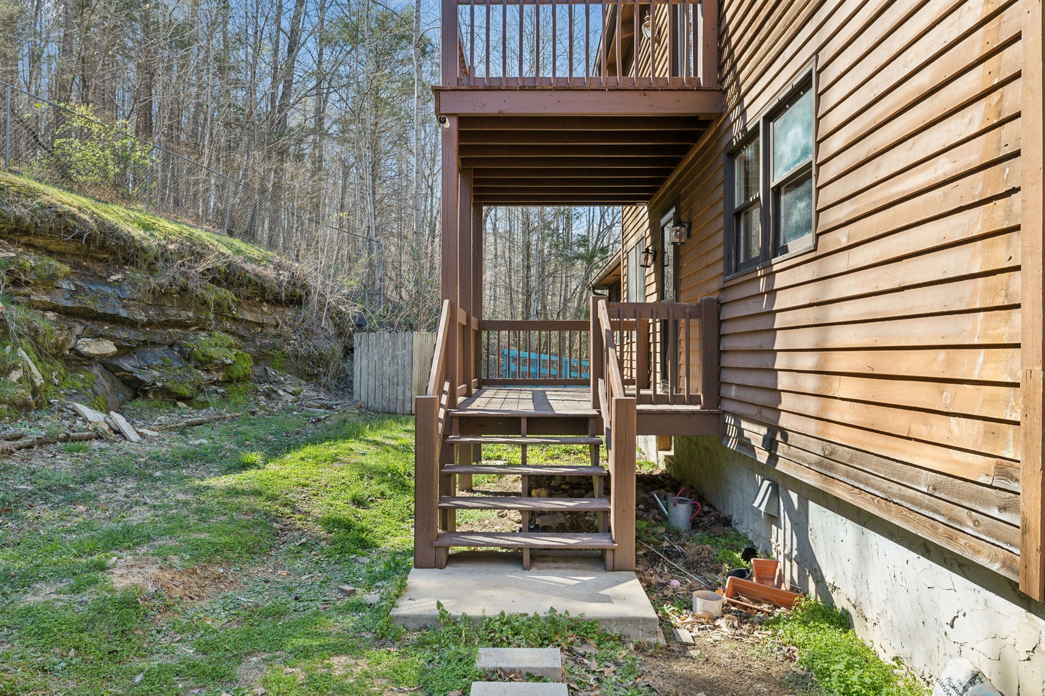 3755 Bear Hollow Rd