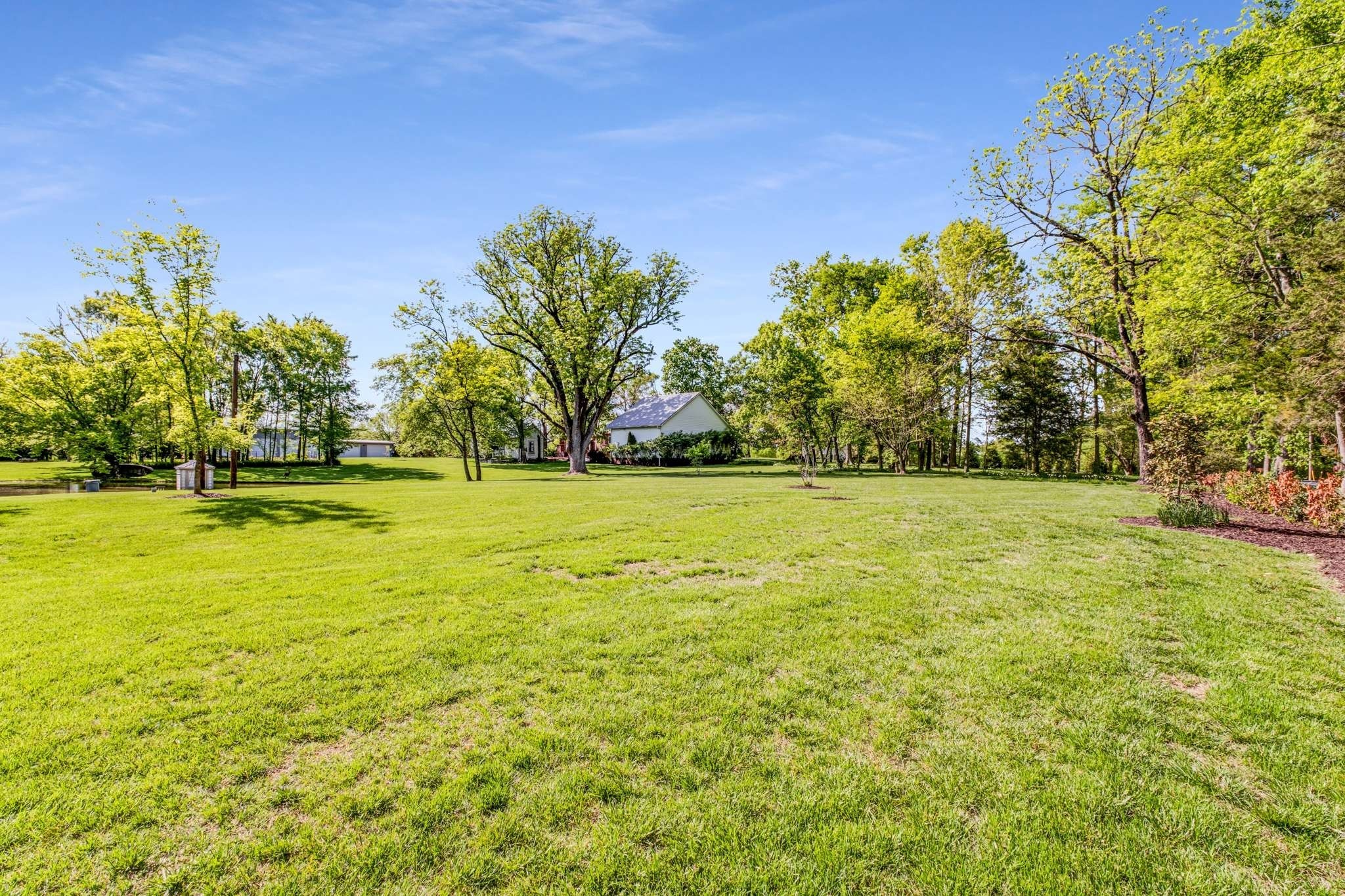 405 Webb Rd, W