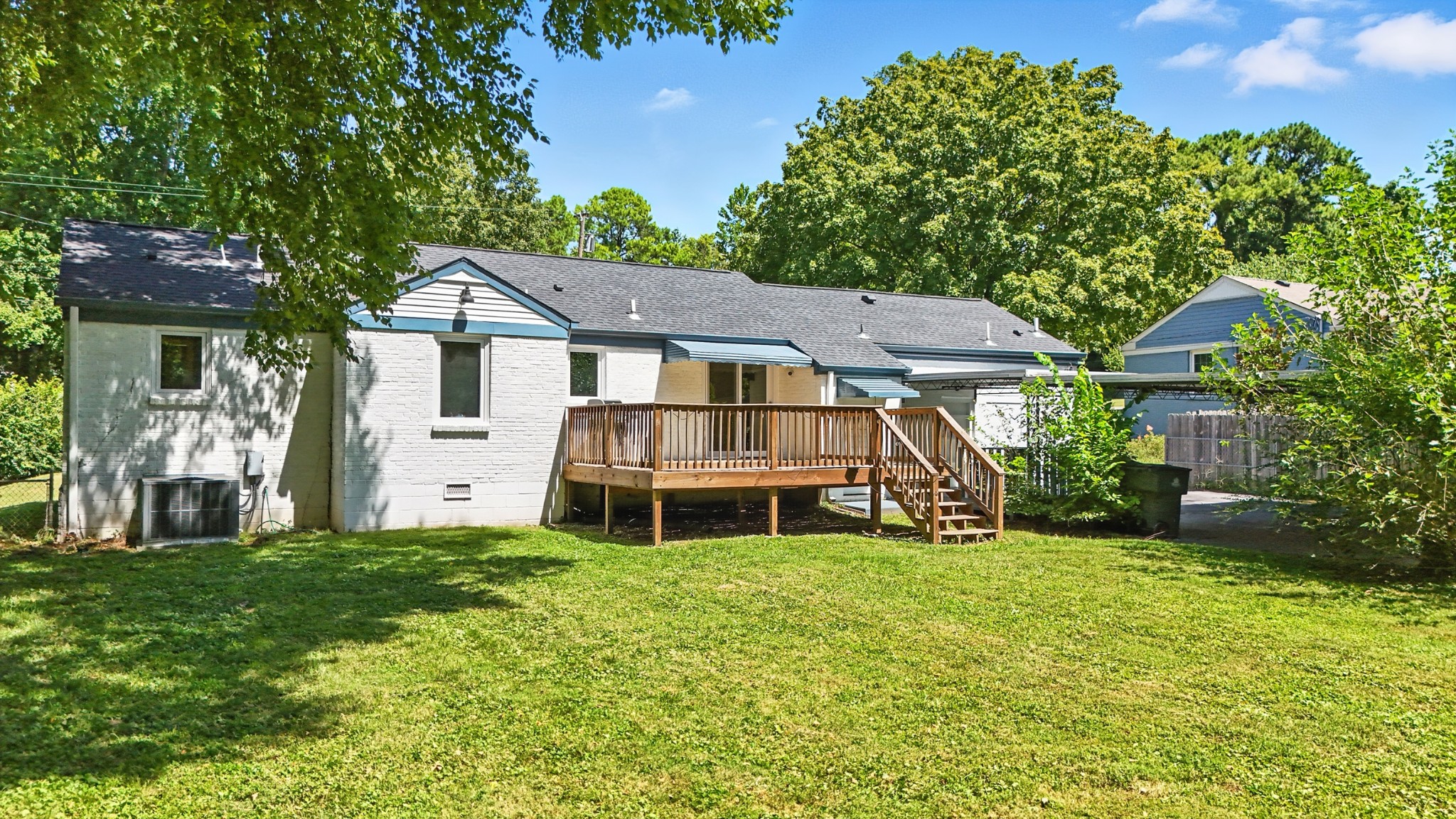 535 Inwood Dr