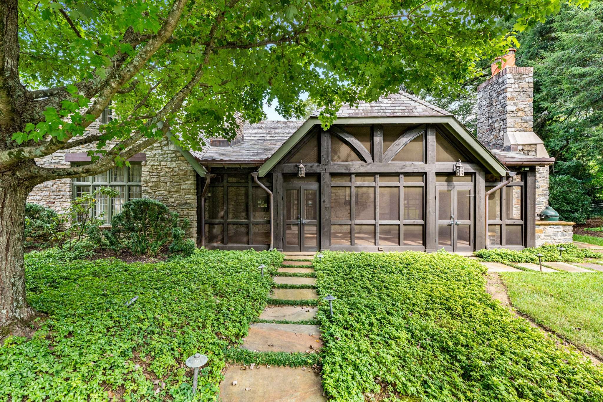115 Lynnwood Ter