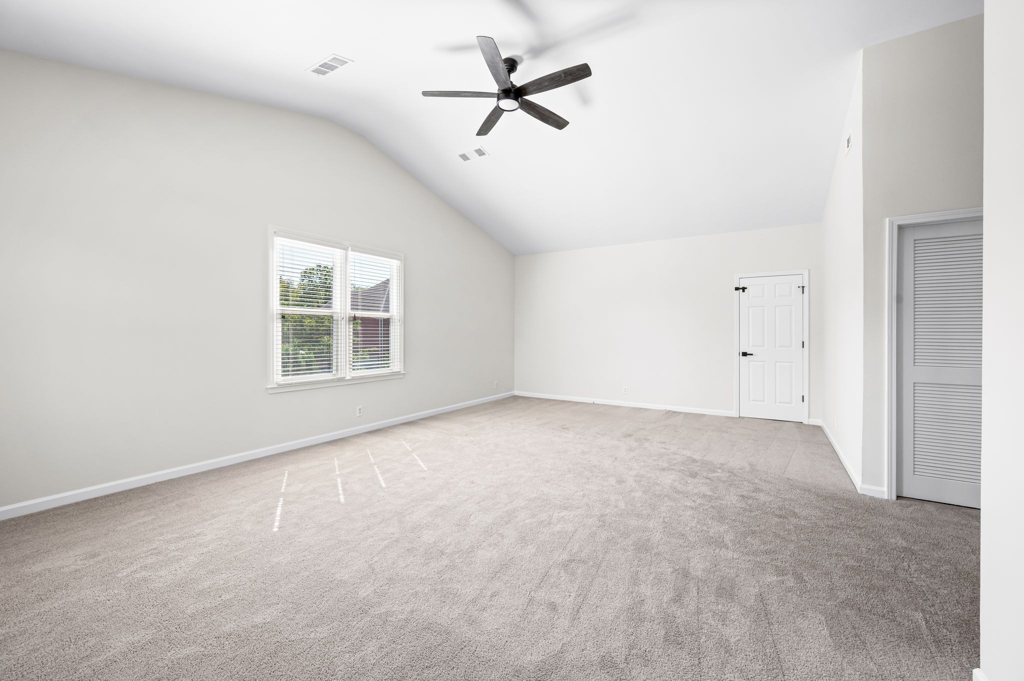 605 Sparrow Ct