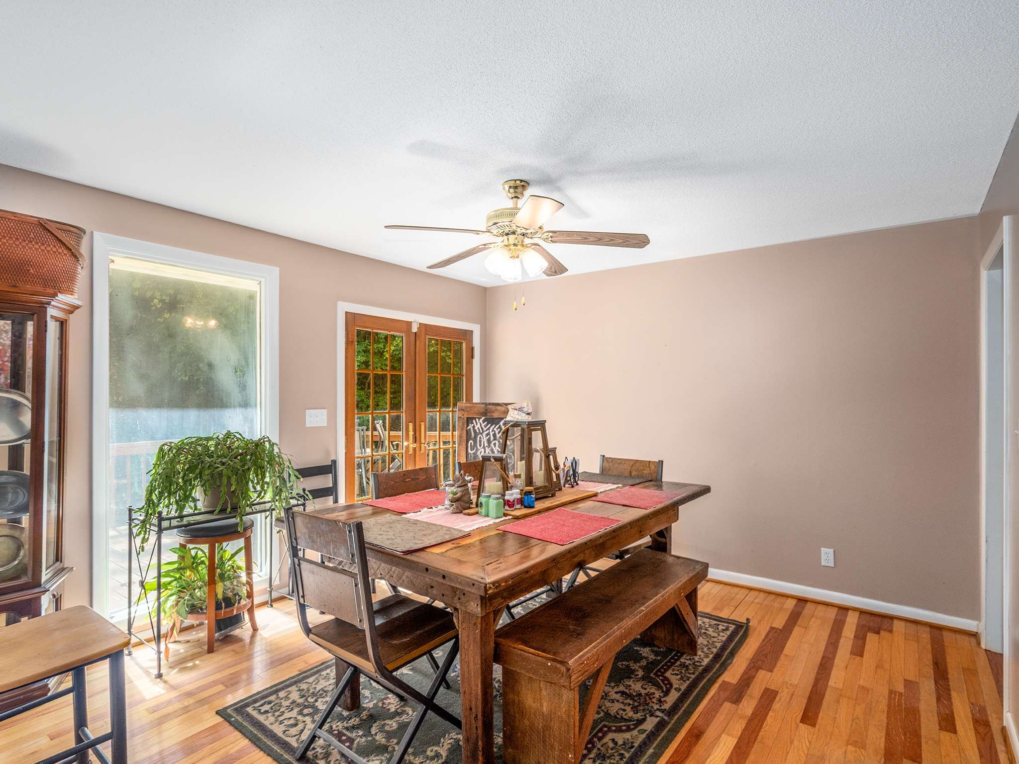 2145 S Berrys Chapel Ct