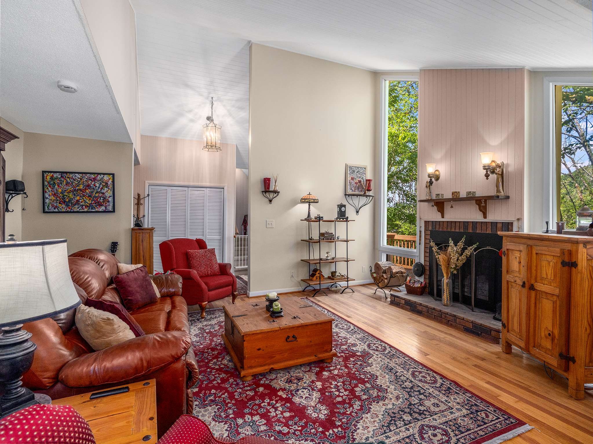 2145 S Berrys Chapel Ct