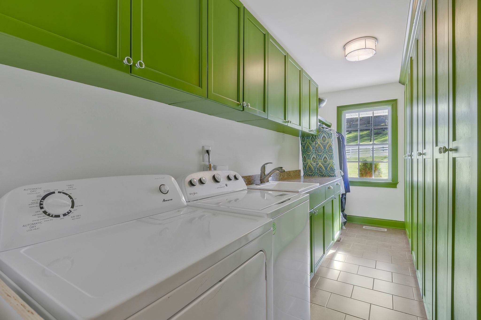 210 Green Rd