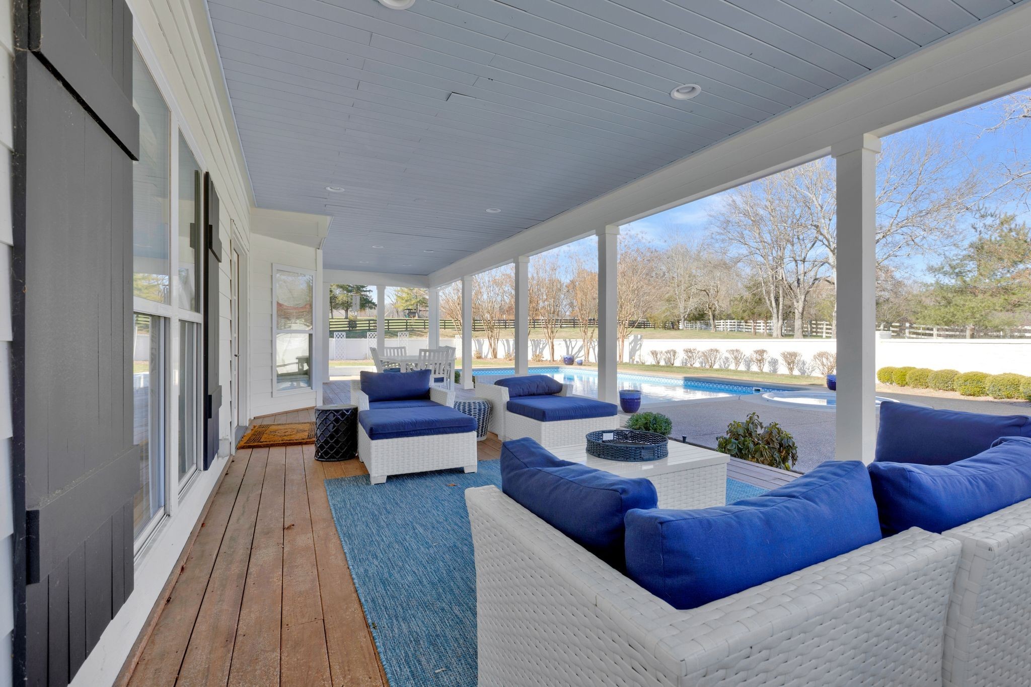 210 Green Rd