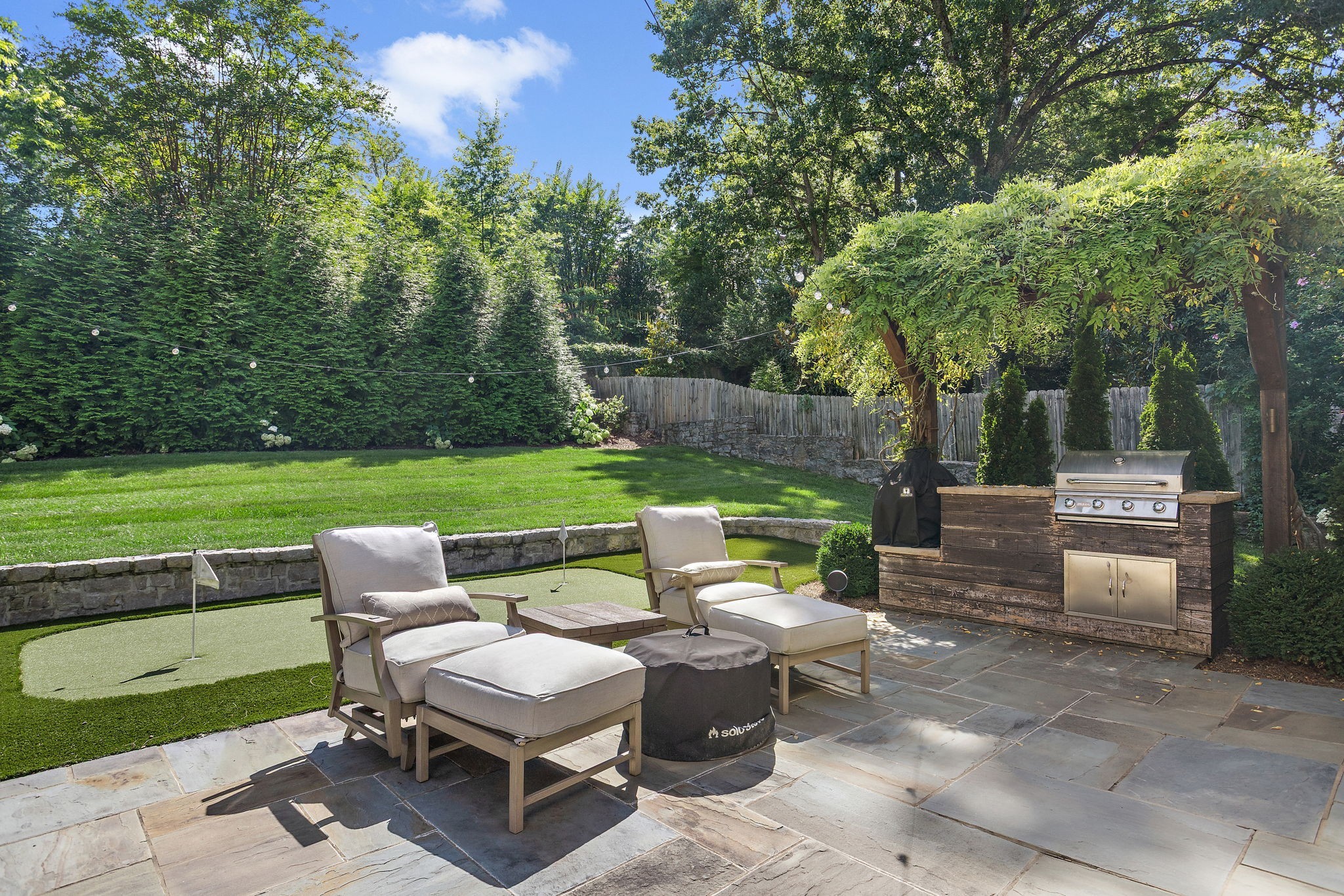 4307 Sunnybrook Dr