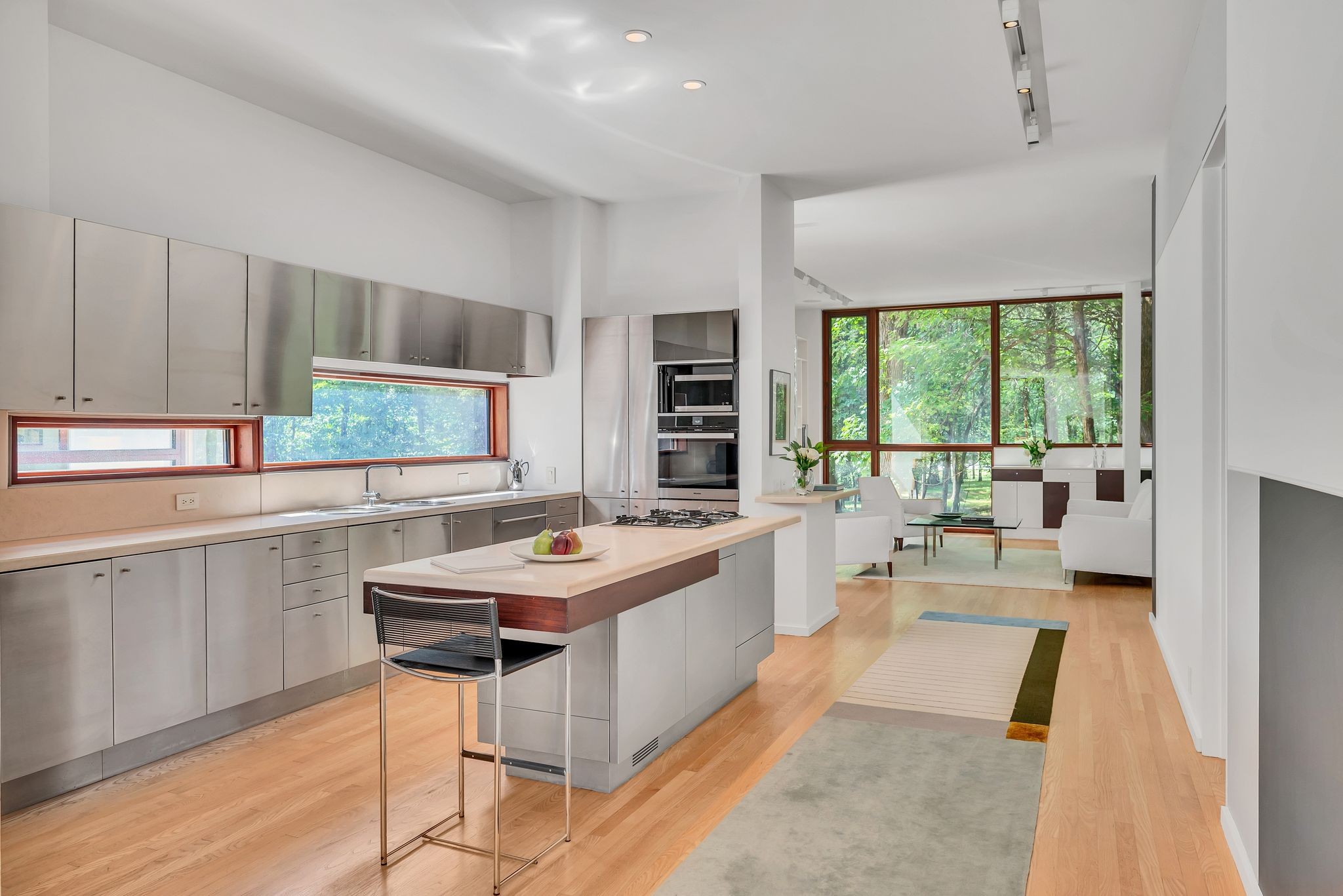 6204 Hillsboro Pike