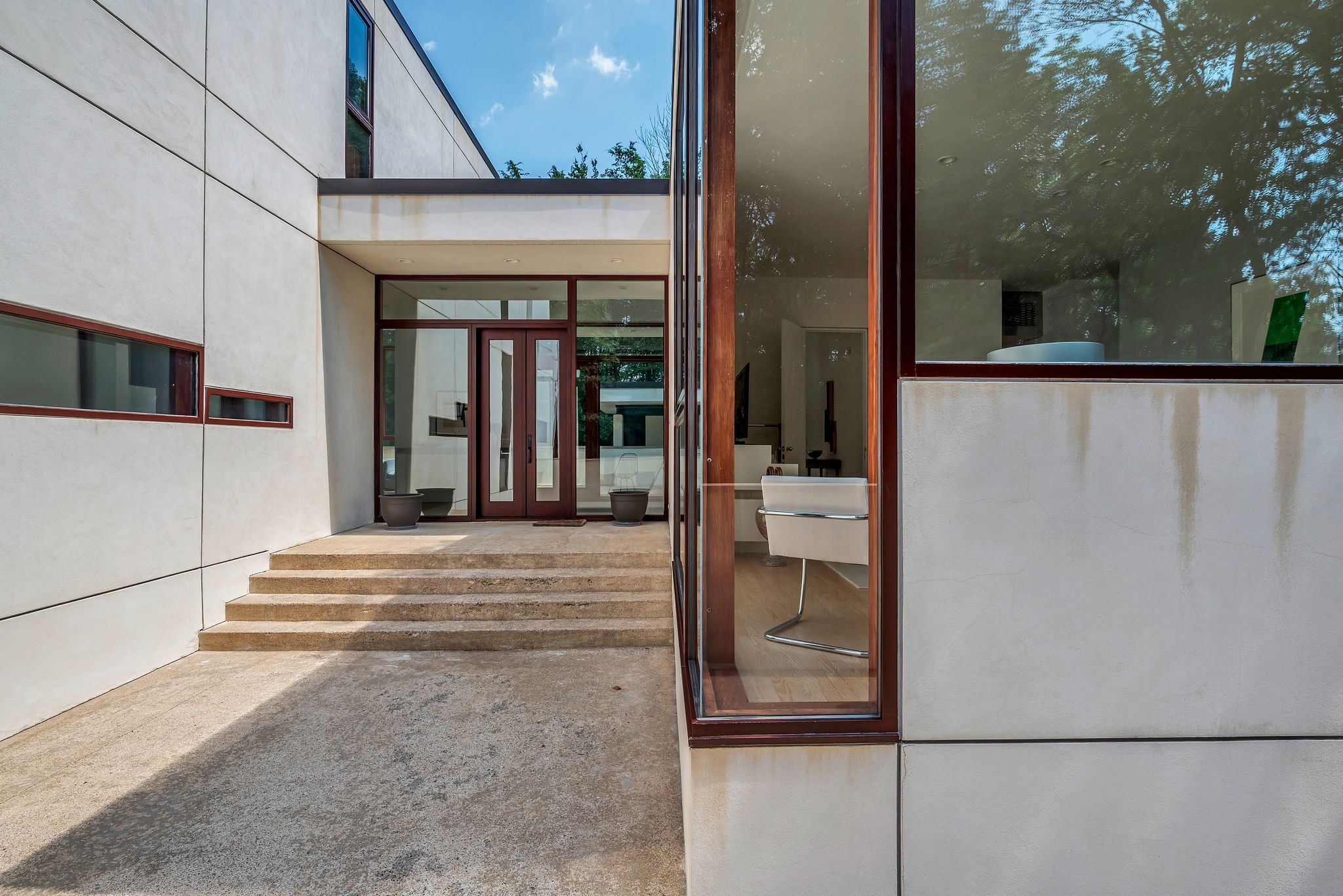 6204 Hillsboro Pike