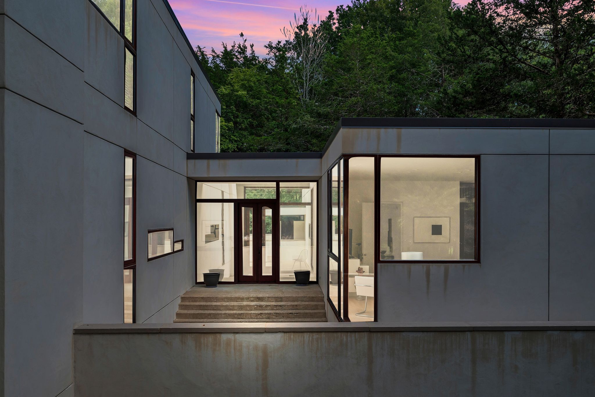 6204 Hillsboro Pike
