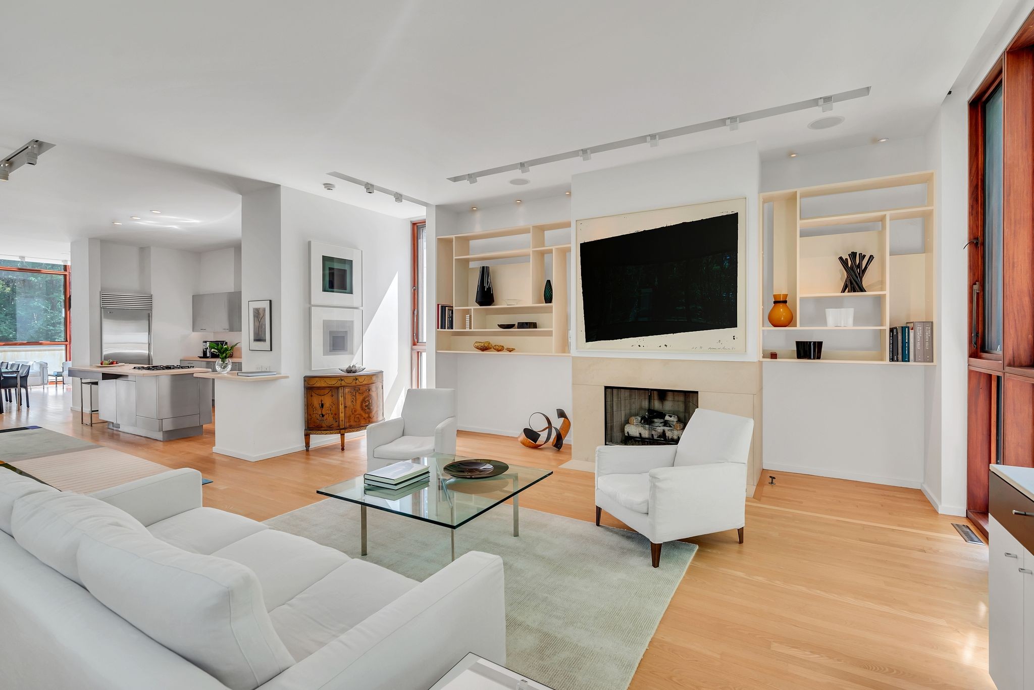 6204 Hillsboro Pike
