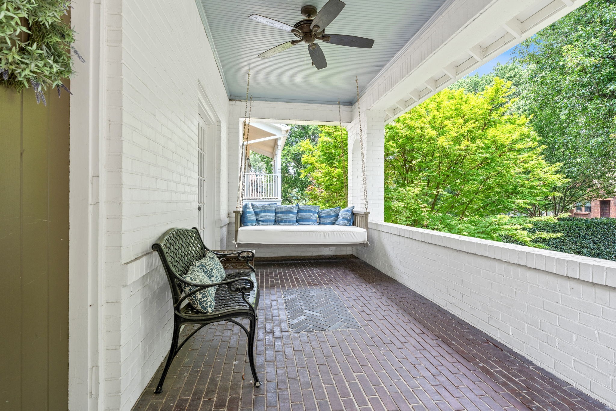 229 Lauderdale Rd