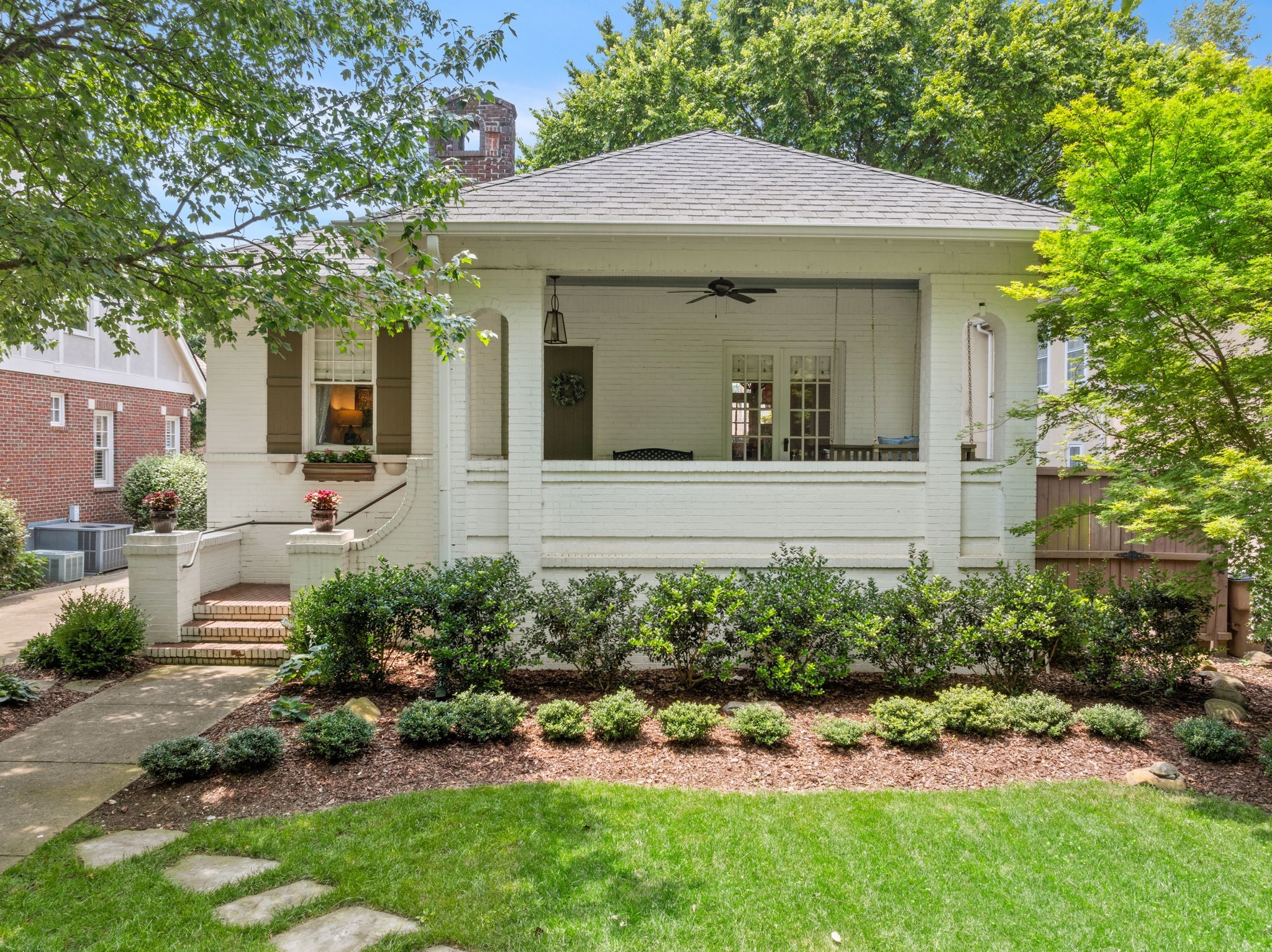 229 Lauderdale Rd