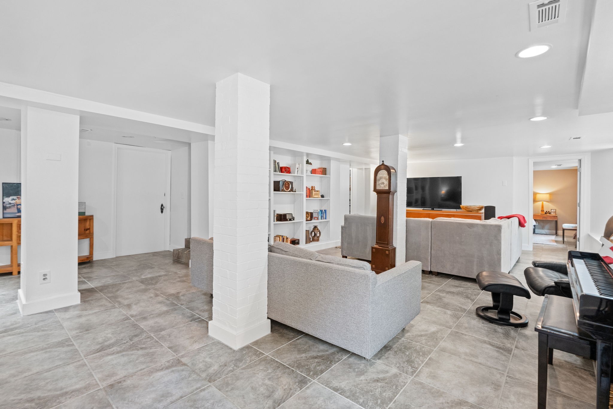 229 Lauderdale Rd