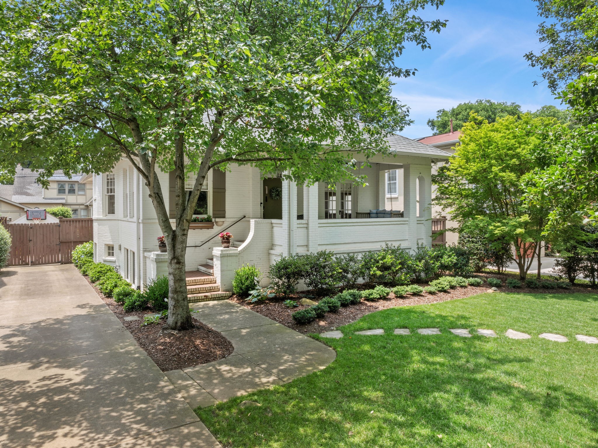 229 Lauderdale Rd