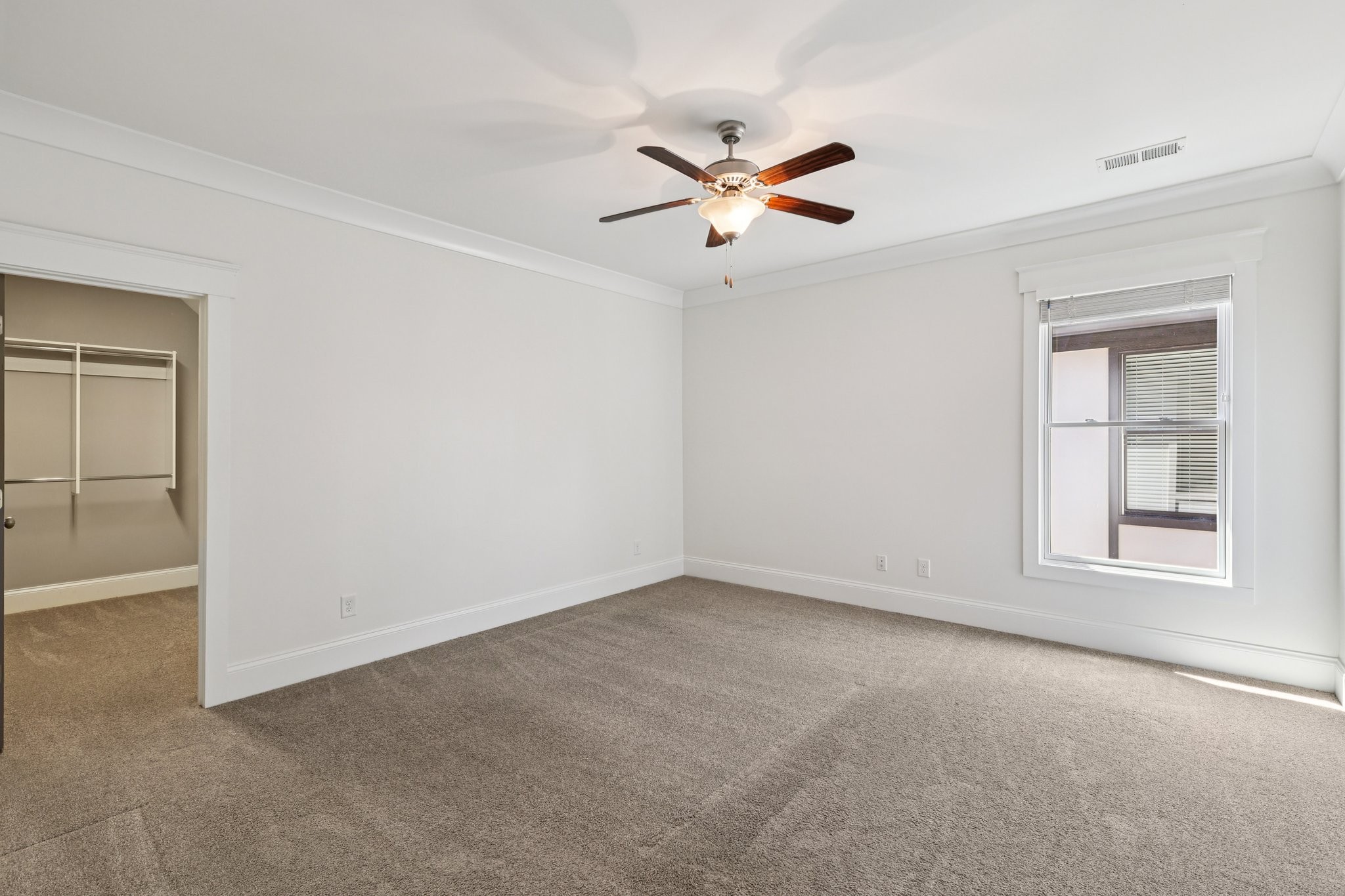 4016 Albert Dr