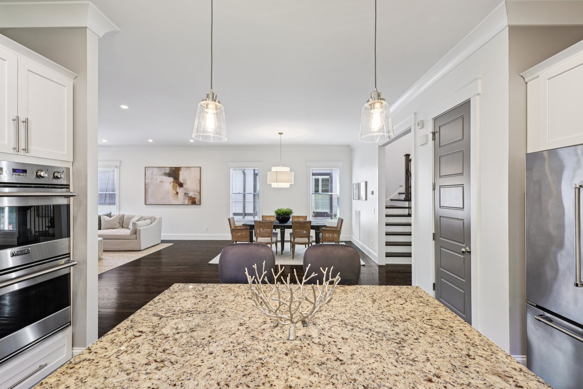 4016 Albert Dr