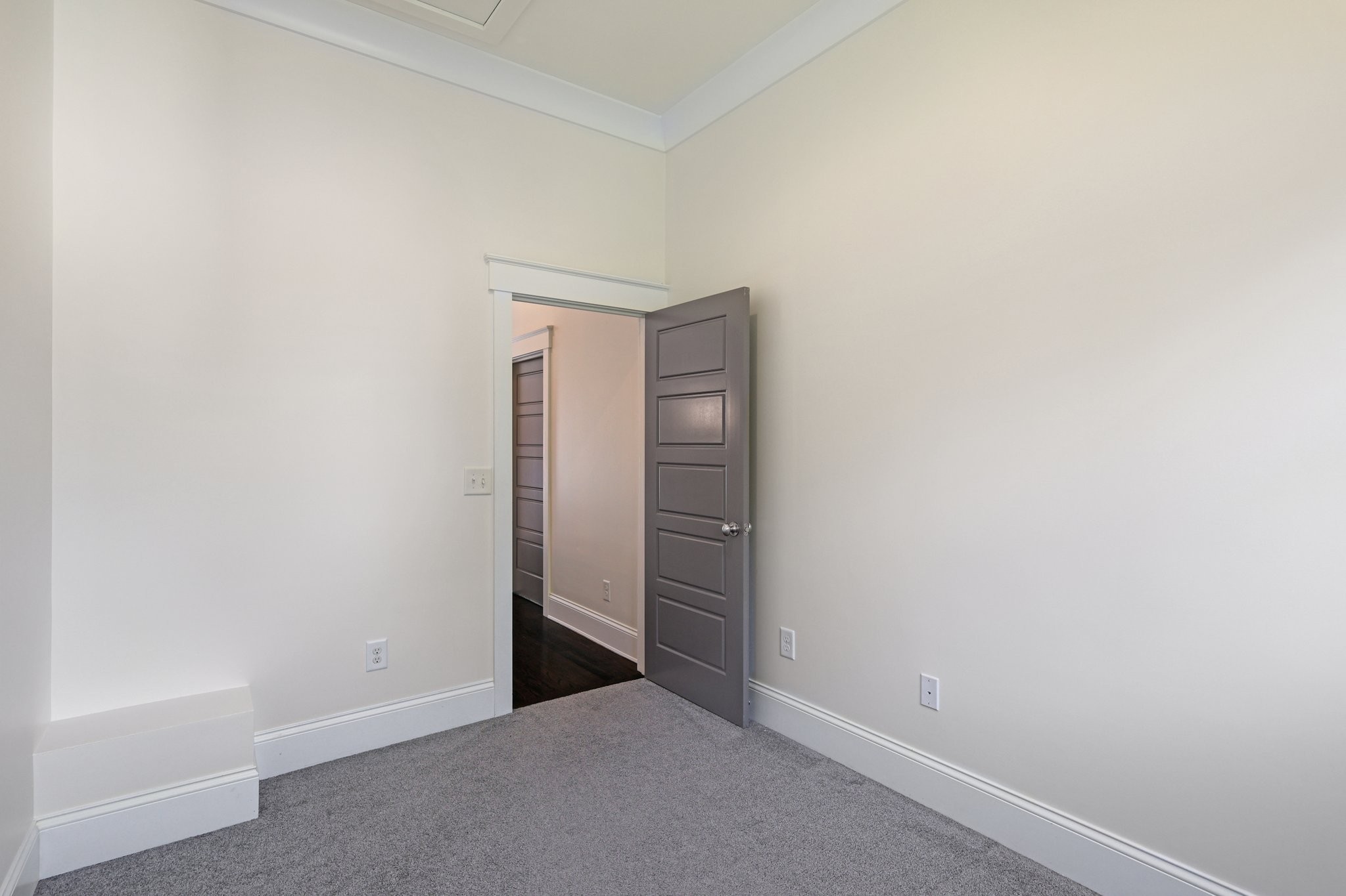 4016 Albert Dr