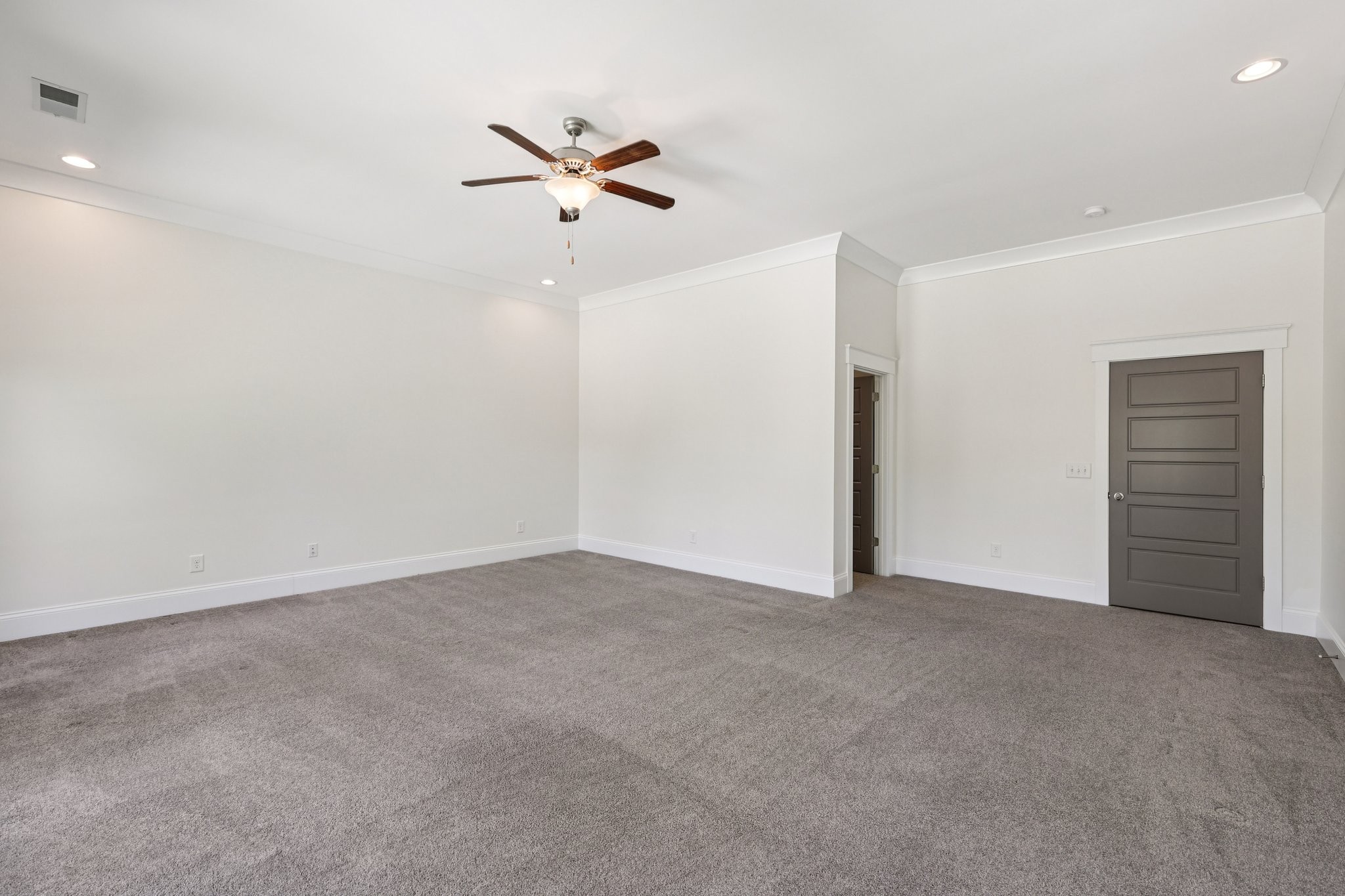 4016 Albert Dr