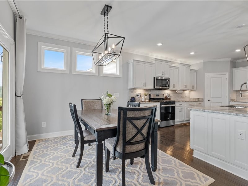 1608 Lampwick Ct