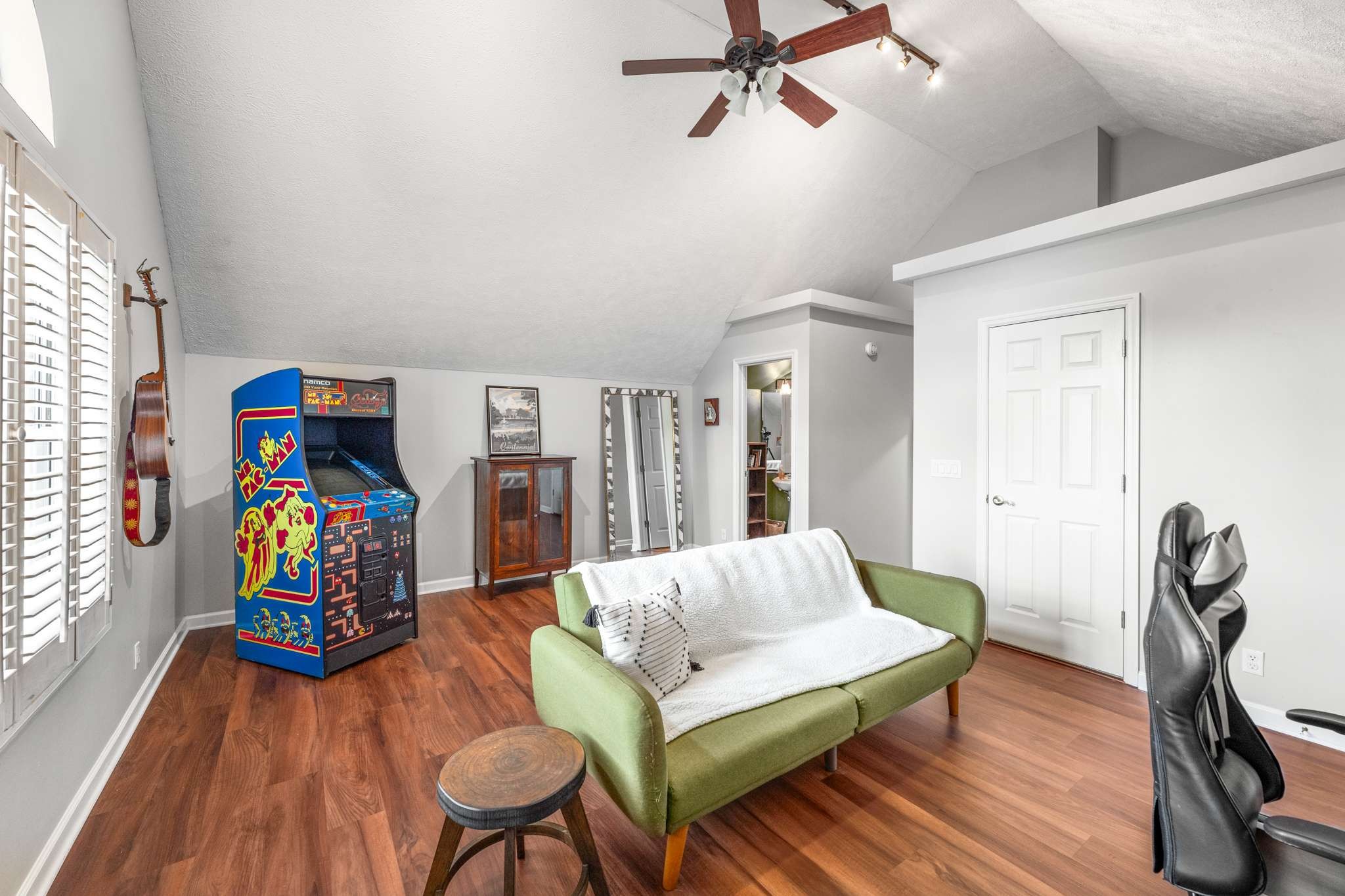 257 Burgandy Hill Rd